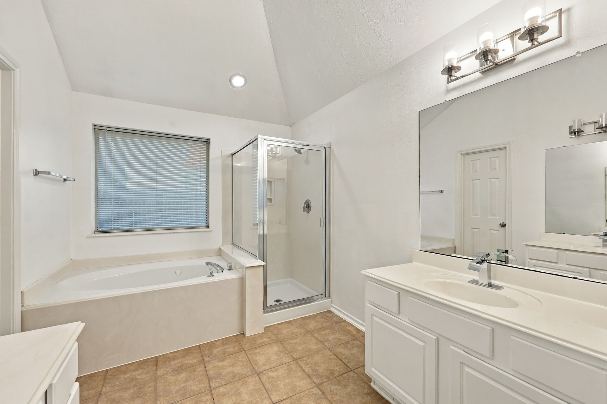 4112 Merlet Drive Property Photo 13