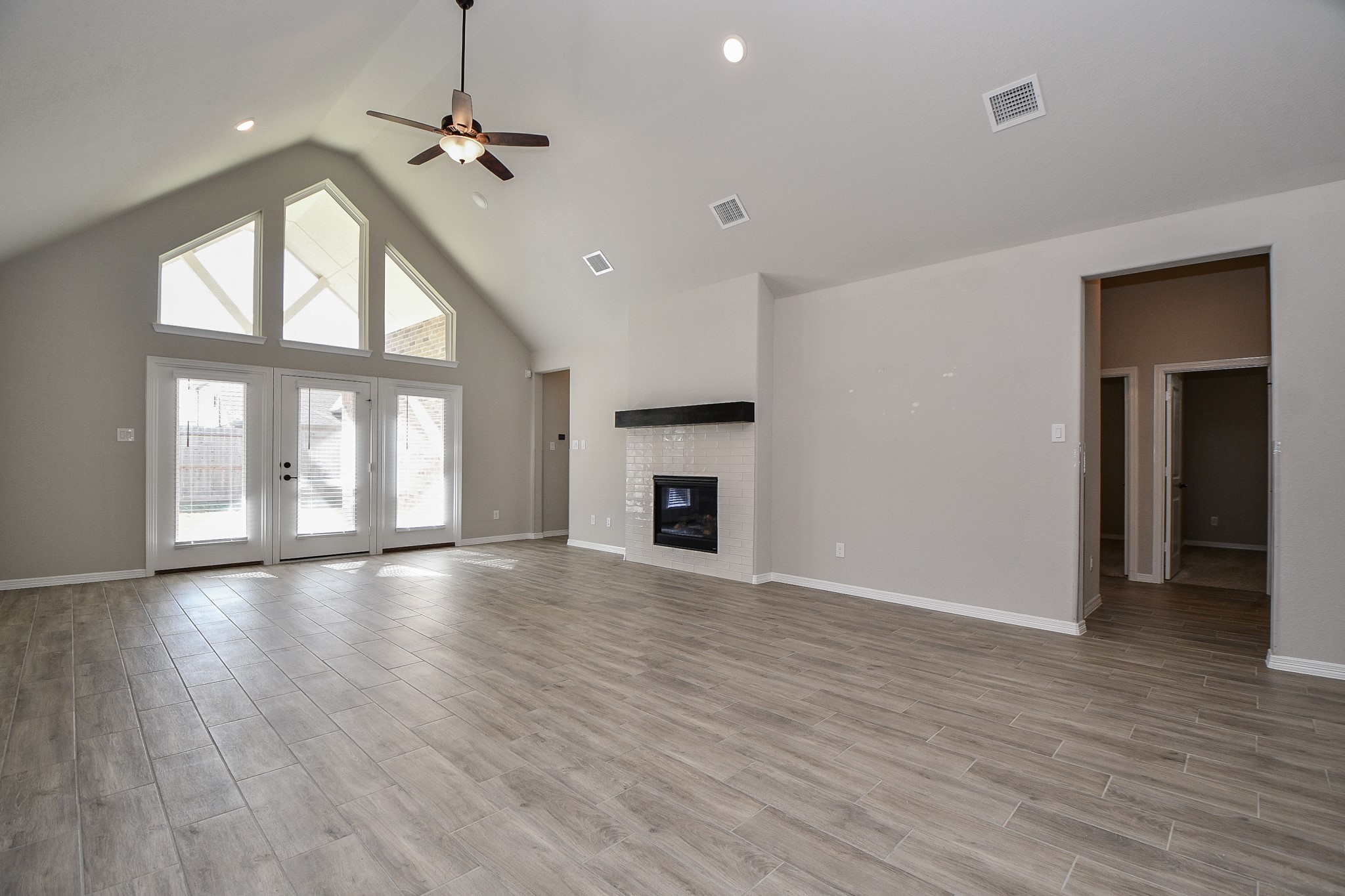 18331 Pedernales Springs Drive Property Photo 3