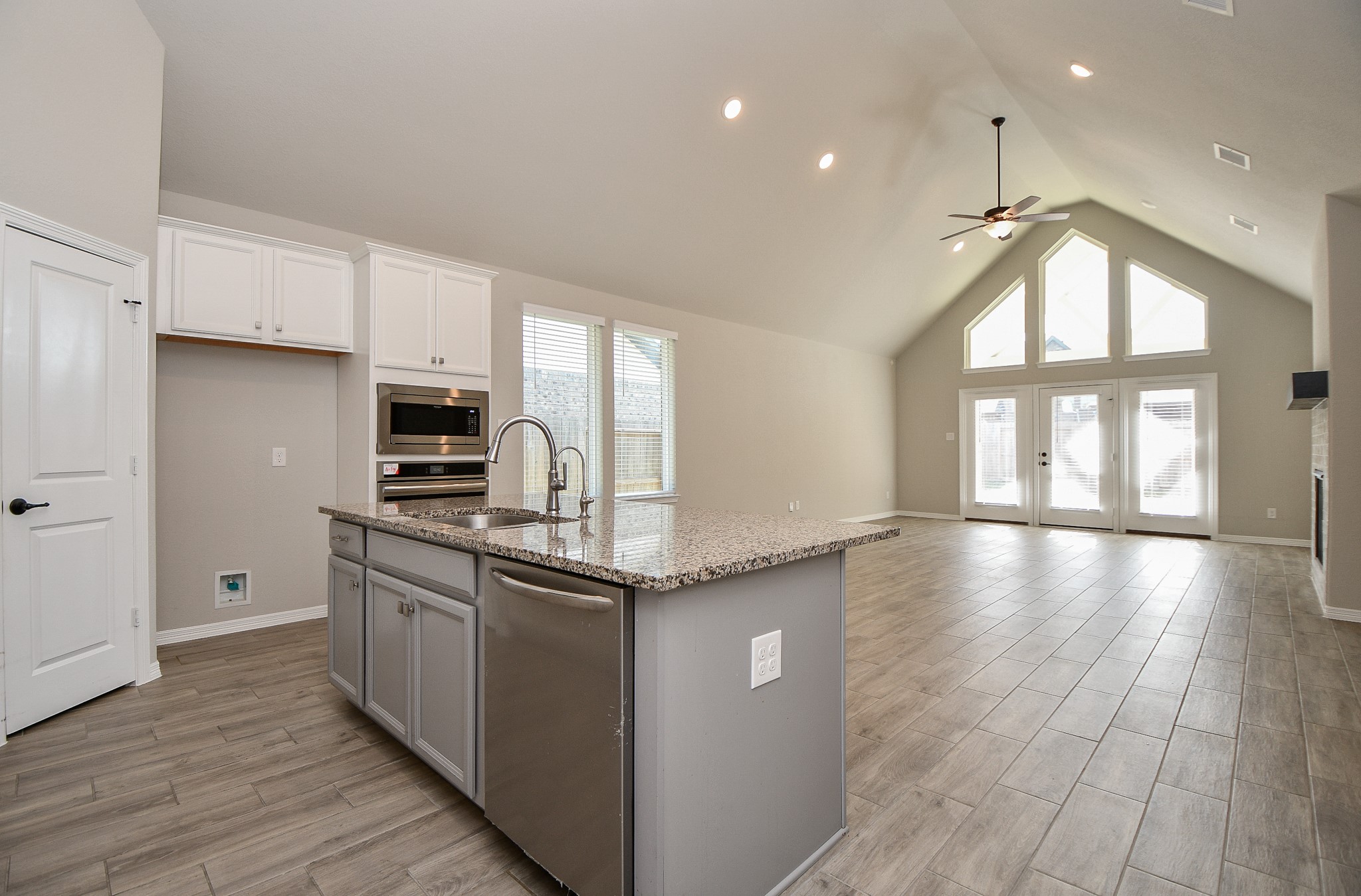 18331 Pedernales Springs Drive Property Photo 4