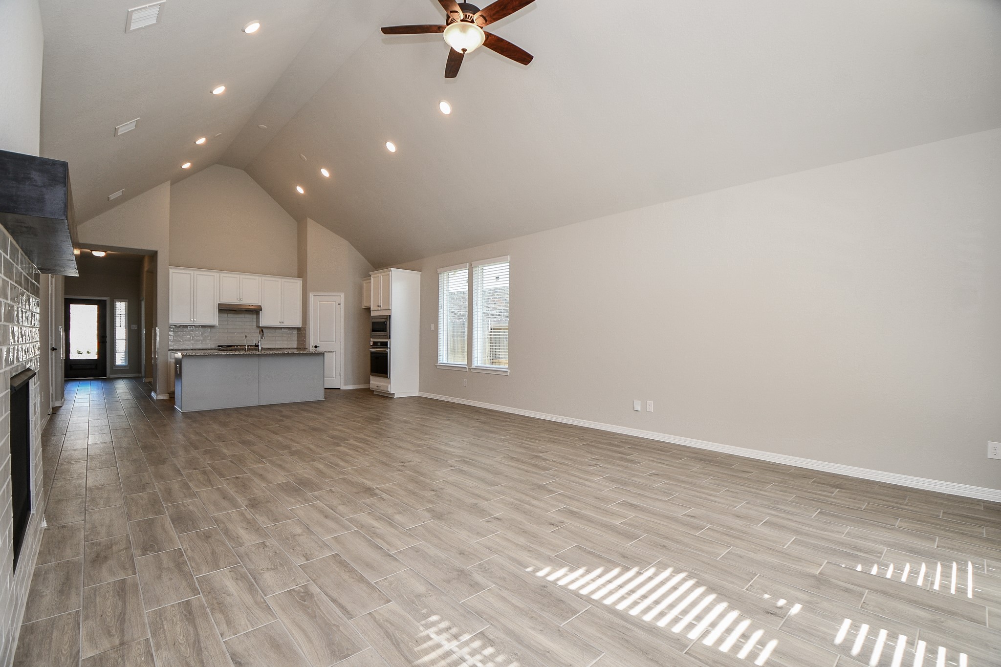 18331 Pedernales Springs Drive Property Photo 8