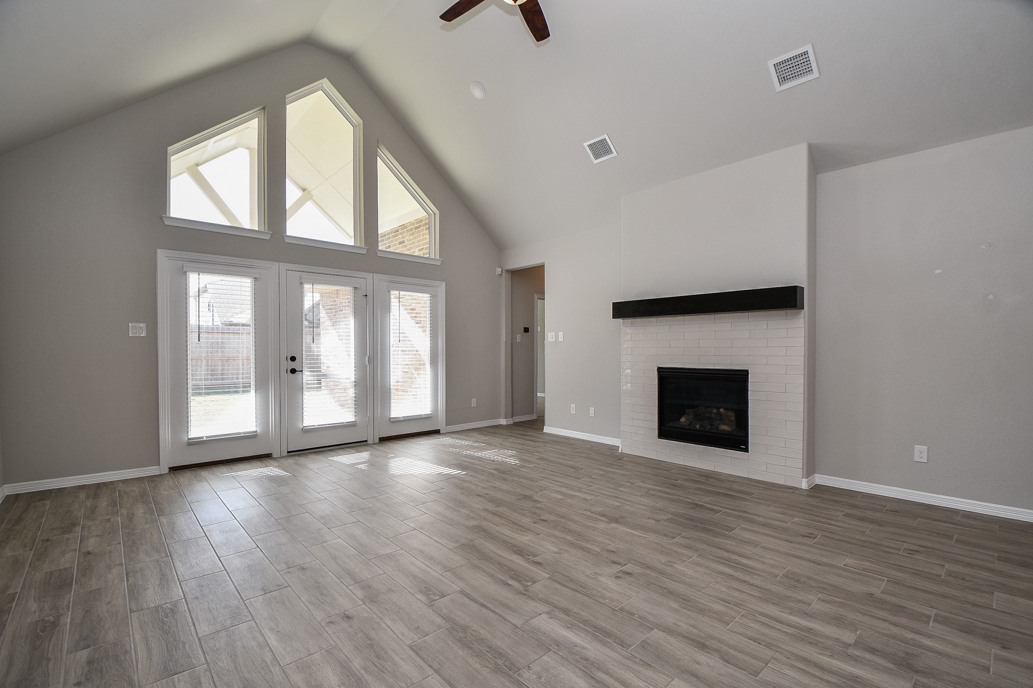 18331 Pedernales Springs Drive Property Photo 10