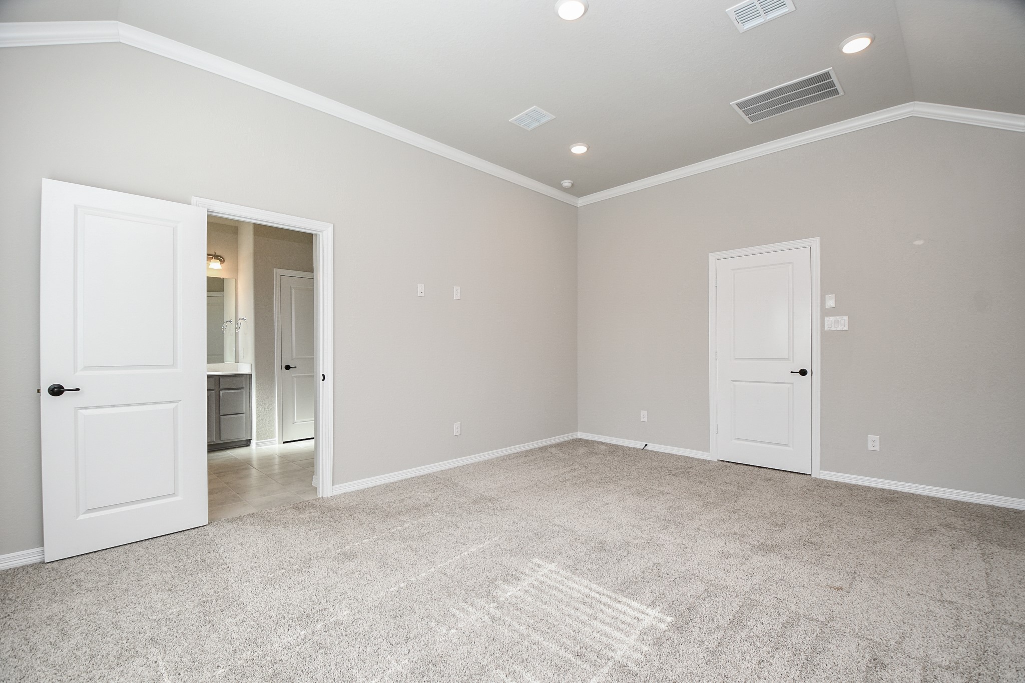 18331 Pedernales Springs Drive Property Photo 17