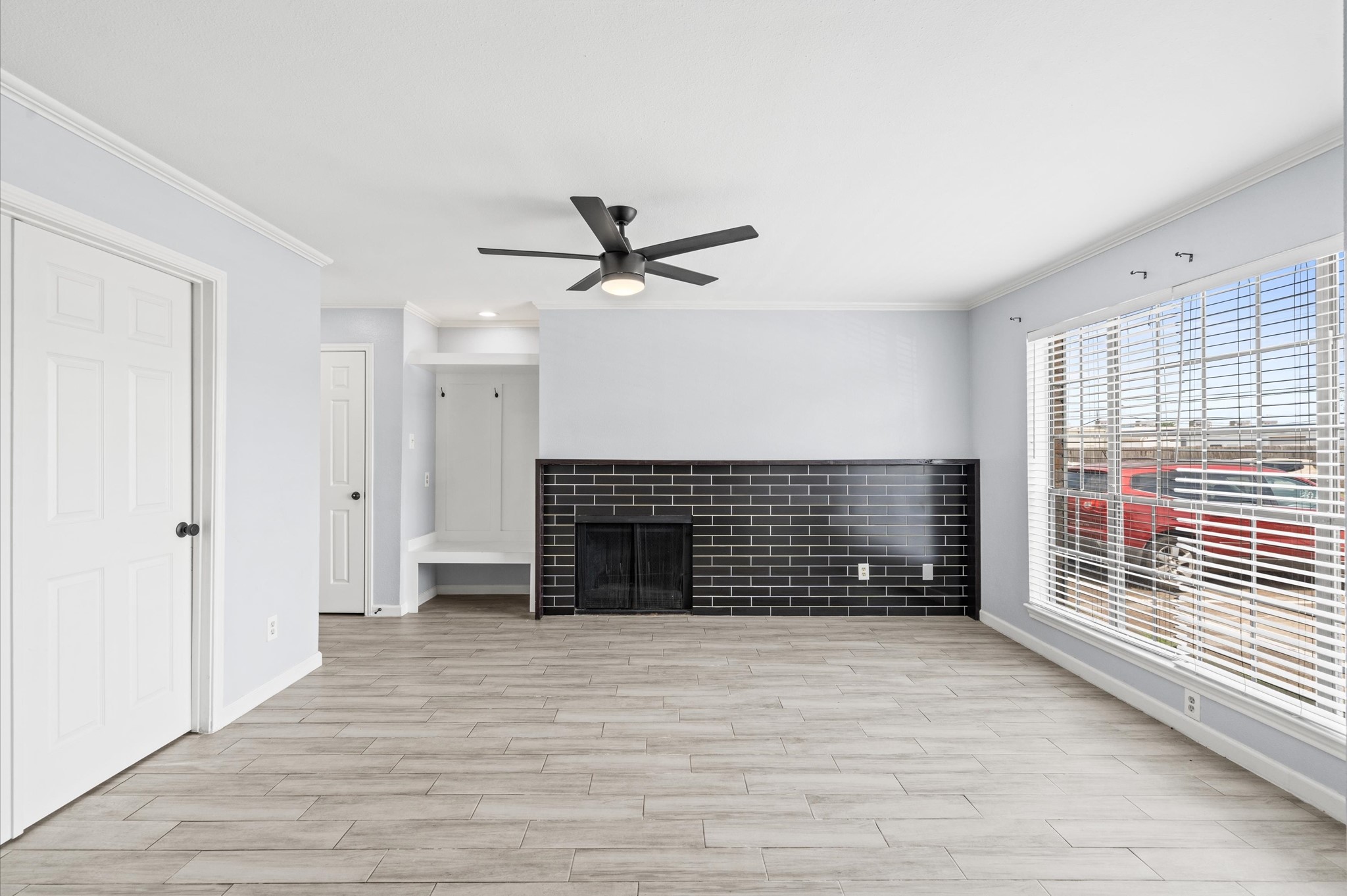 14600 Fonmeadow Drive 602 Property Photo 6