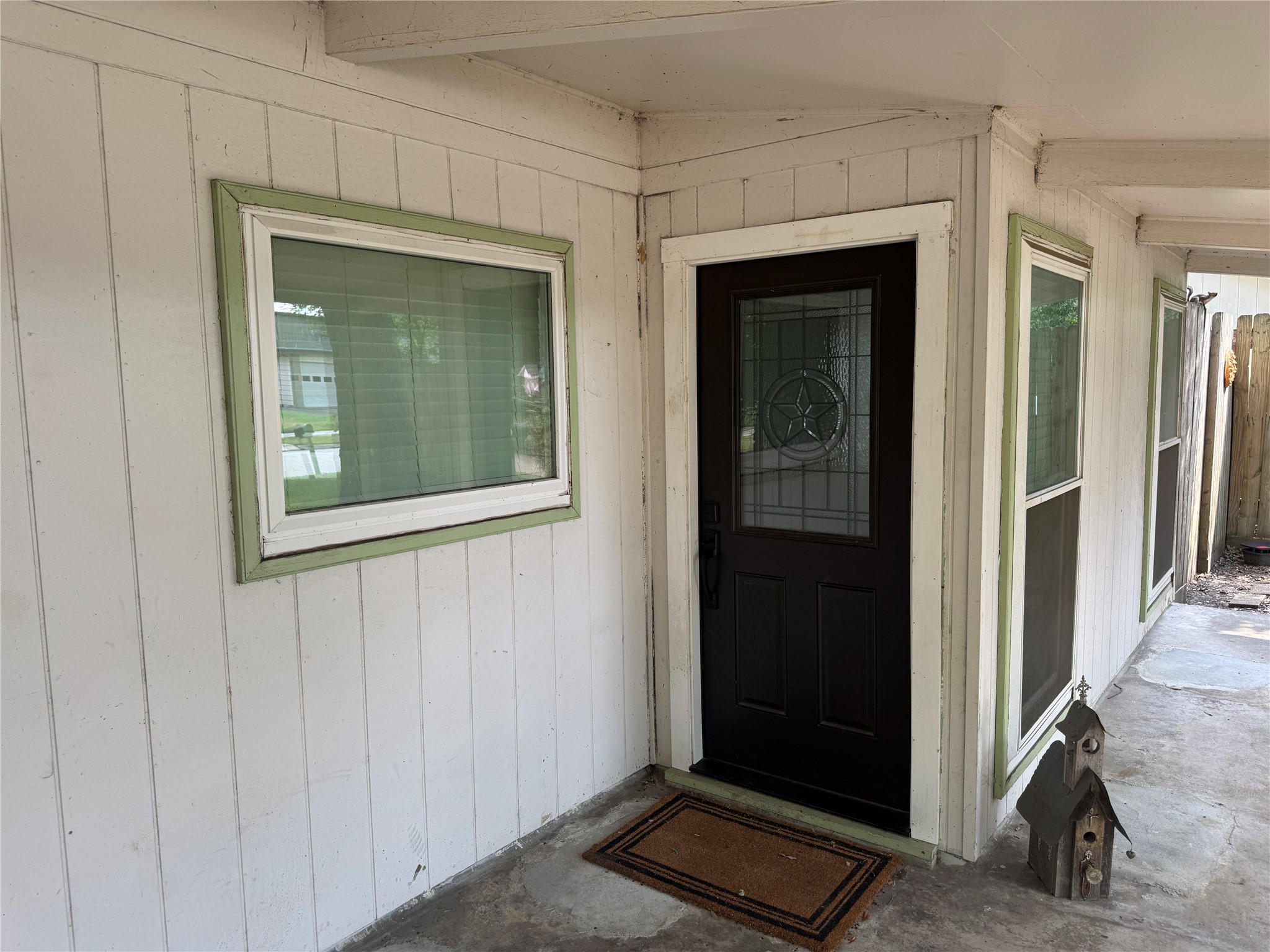 2406 Bayou Drive Property Photo 3