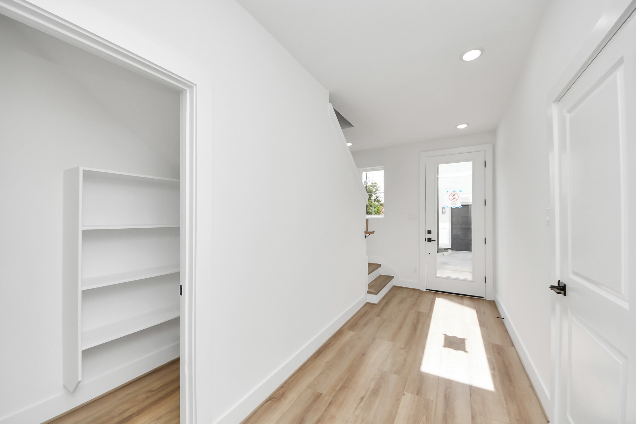 2424 Harrington Street Property Photo 2