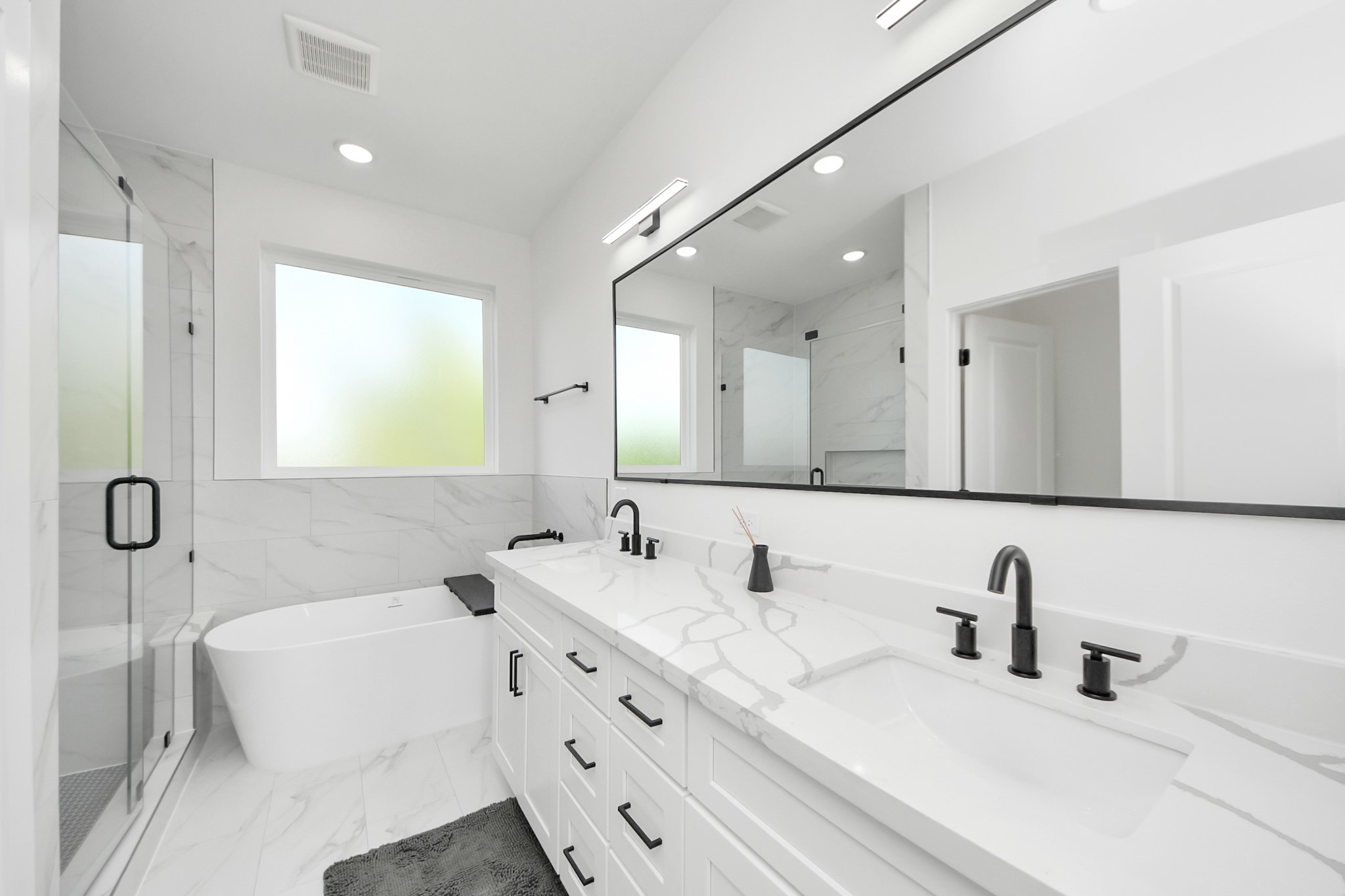 2424 Harrington Street Property Photo 10