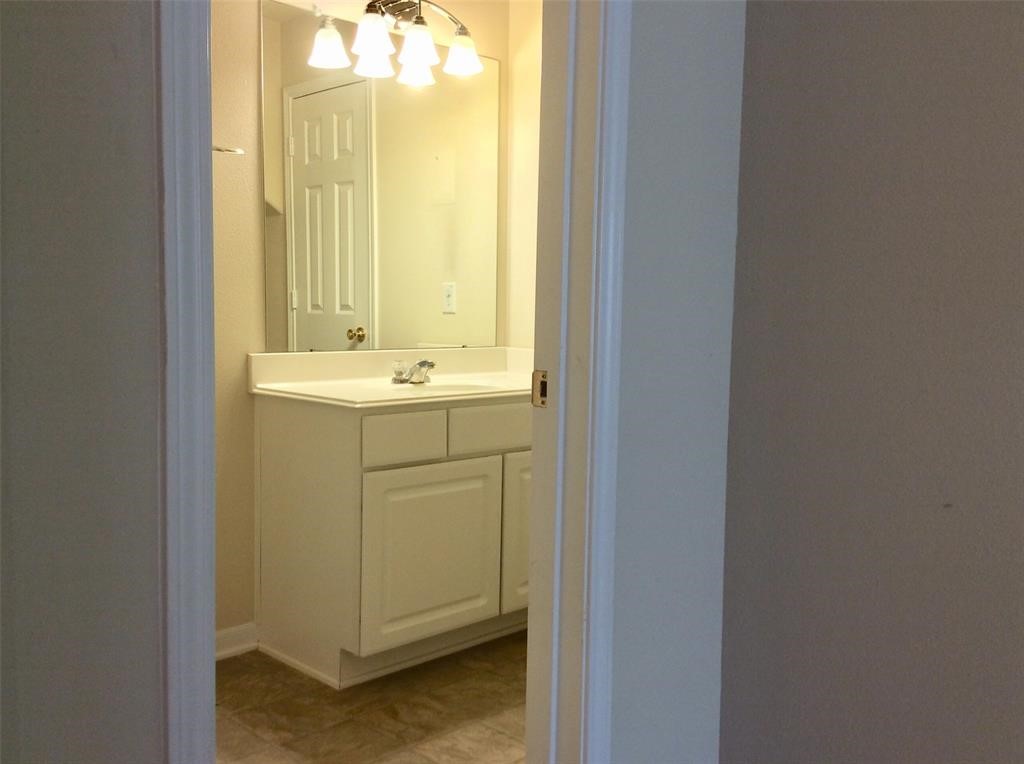 5031 Ivy Fair Way Property Photo 5