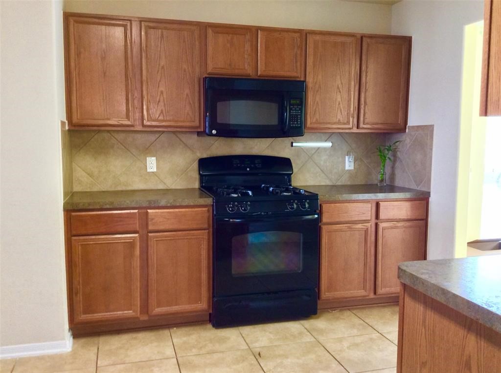 5031 Ivy Fair Way Property Photo 7