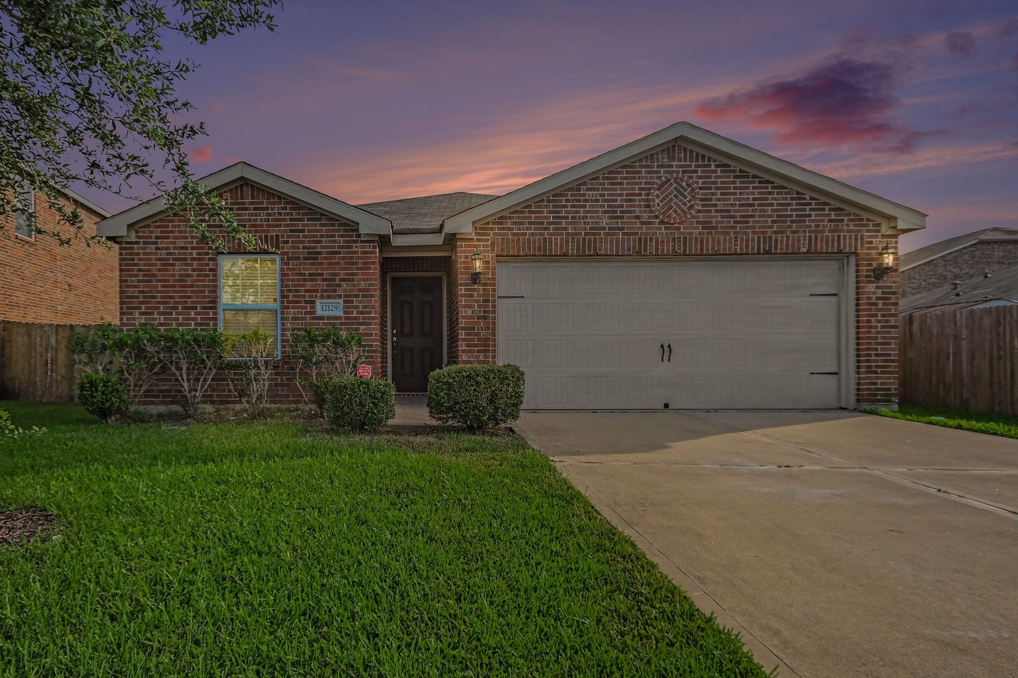 12129 Trawler Place Property Photo 1