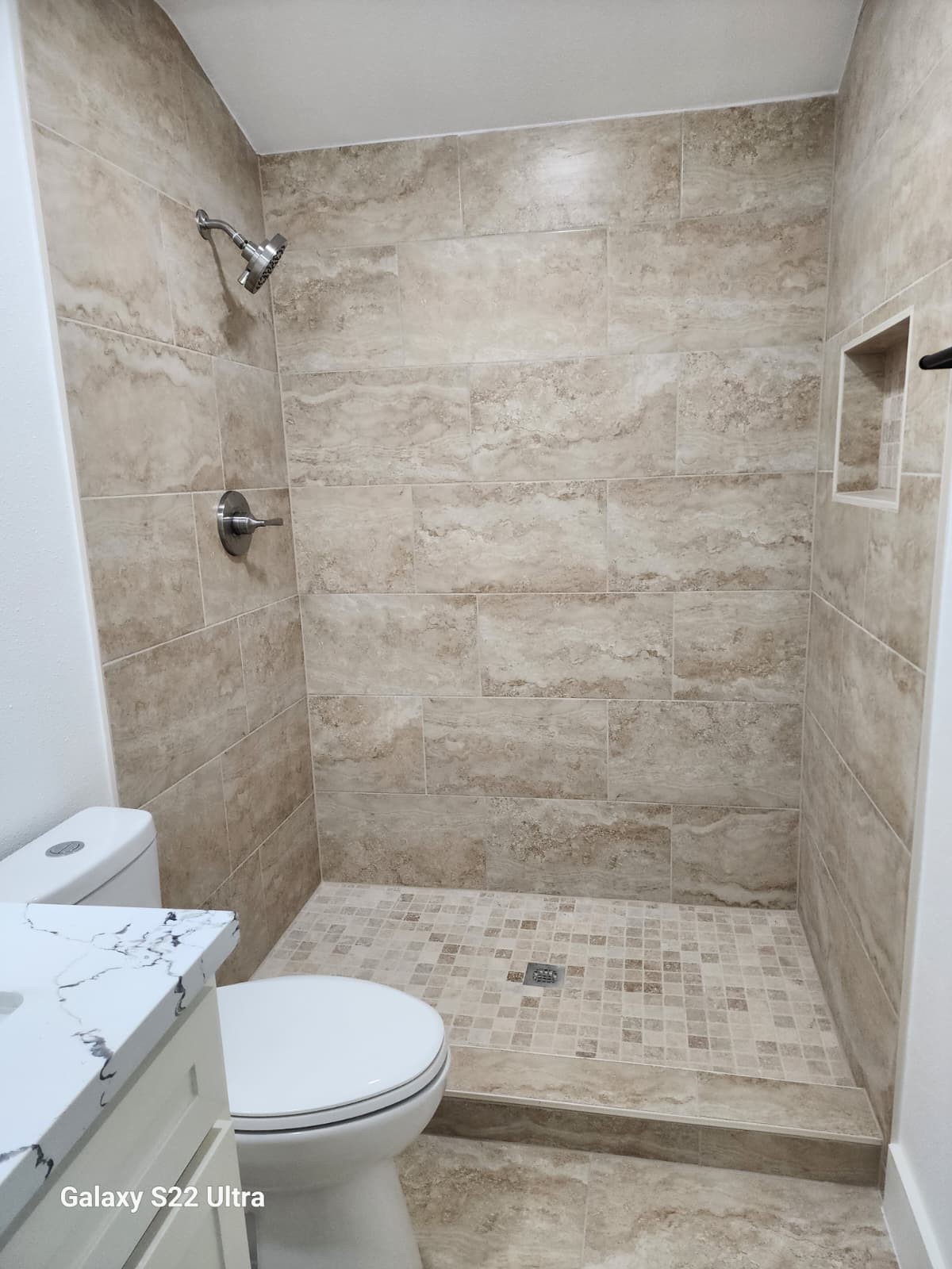 6239 Carver Road Property Photo 12