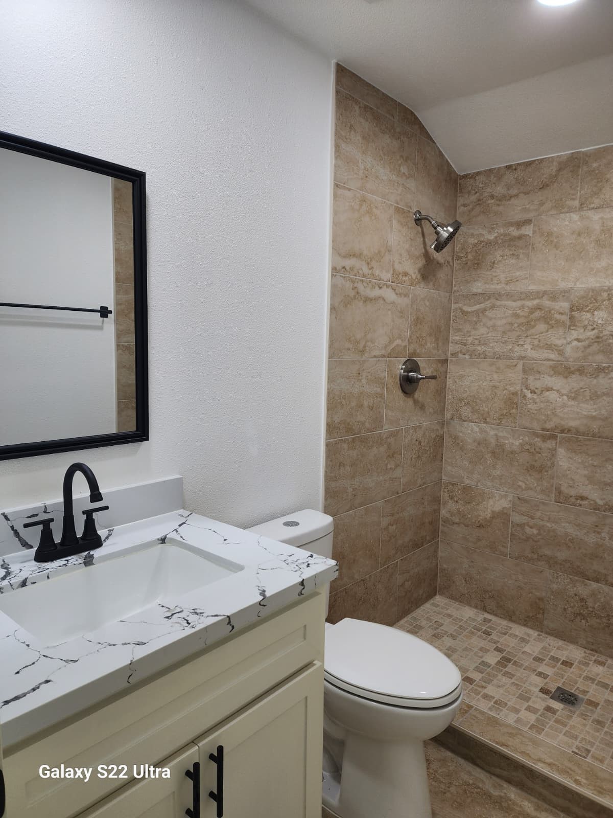 6239 Carver Road Property Photo 14