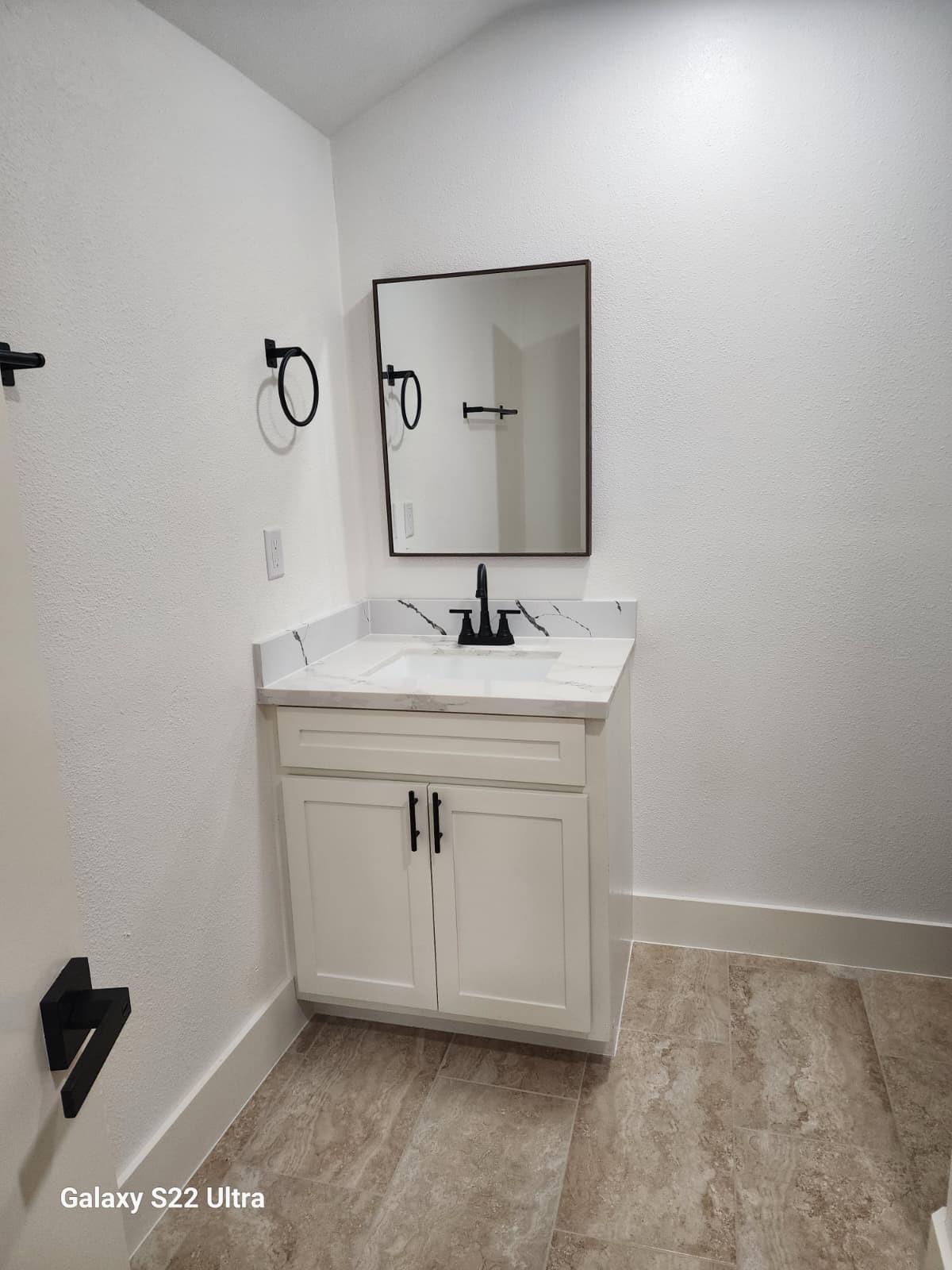 6239 Carver Road Property Photo 17
