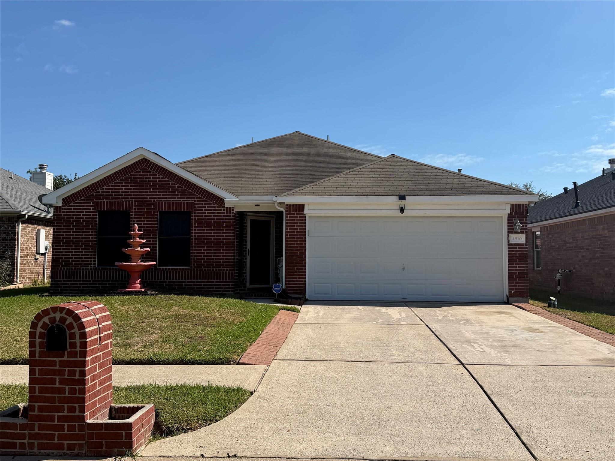 4510 Knight Court, Baytown Tx 77521 Property Photo 2