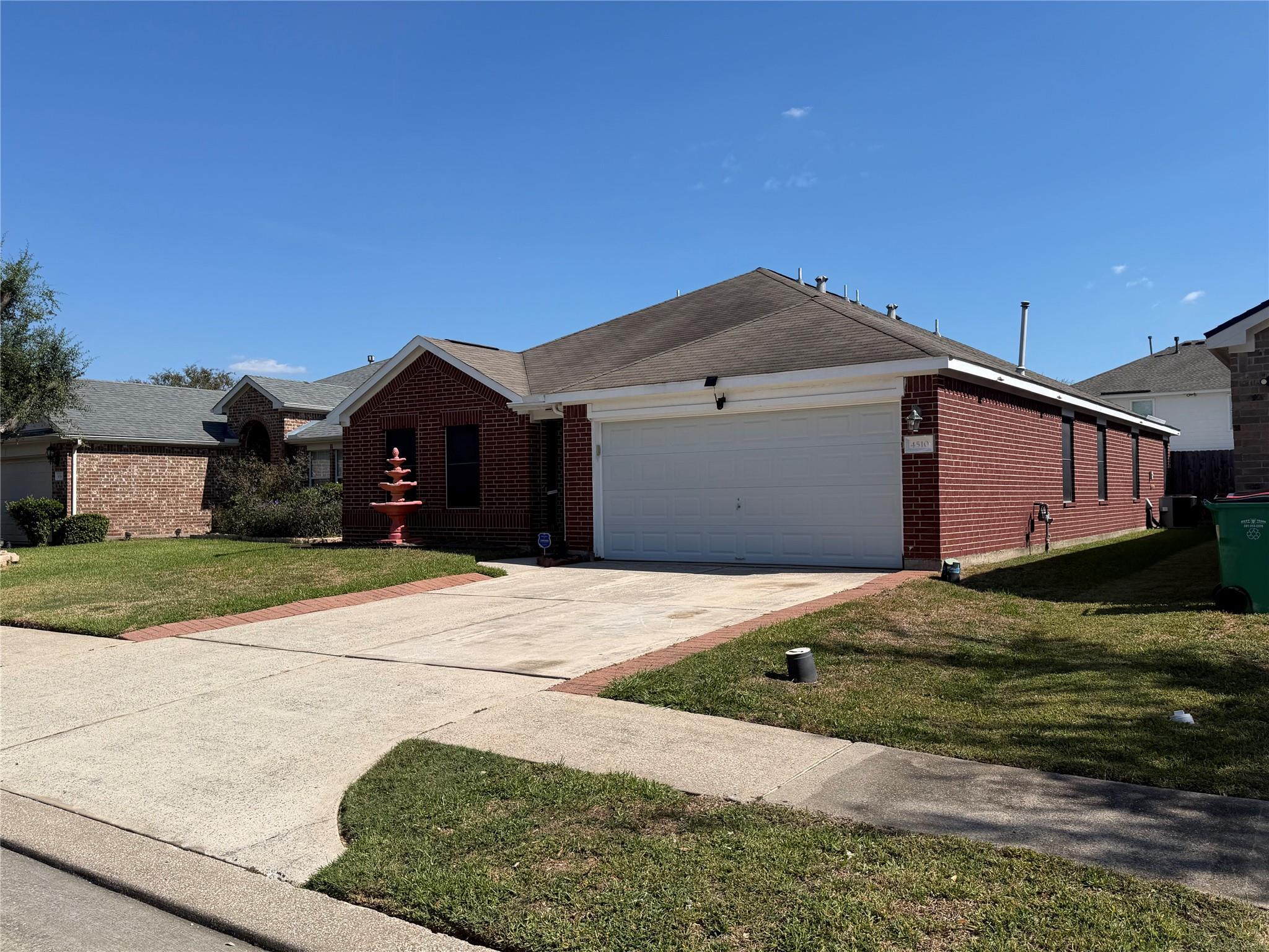 4510 Knight Court, Baytown Tx 77521 Property Photo 4