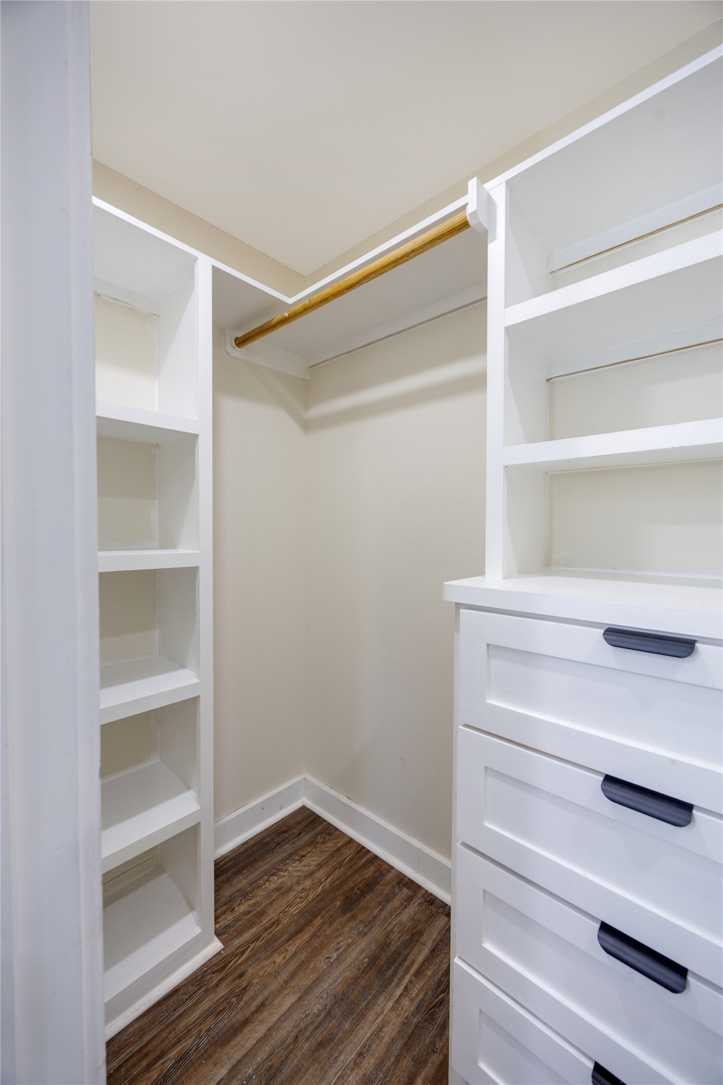 10930 Exeter Street B Property Photo 27