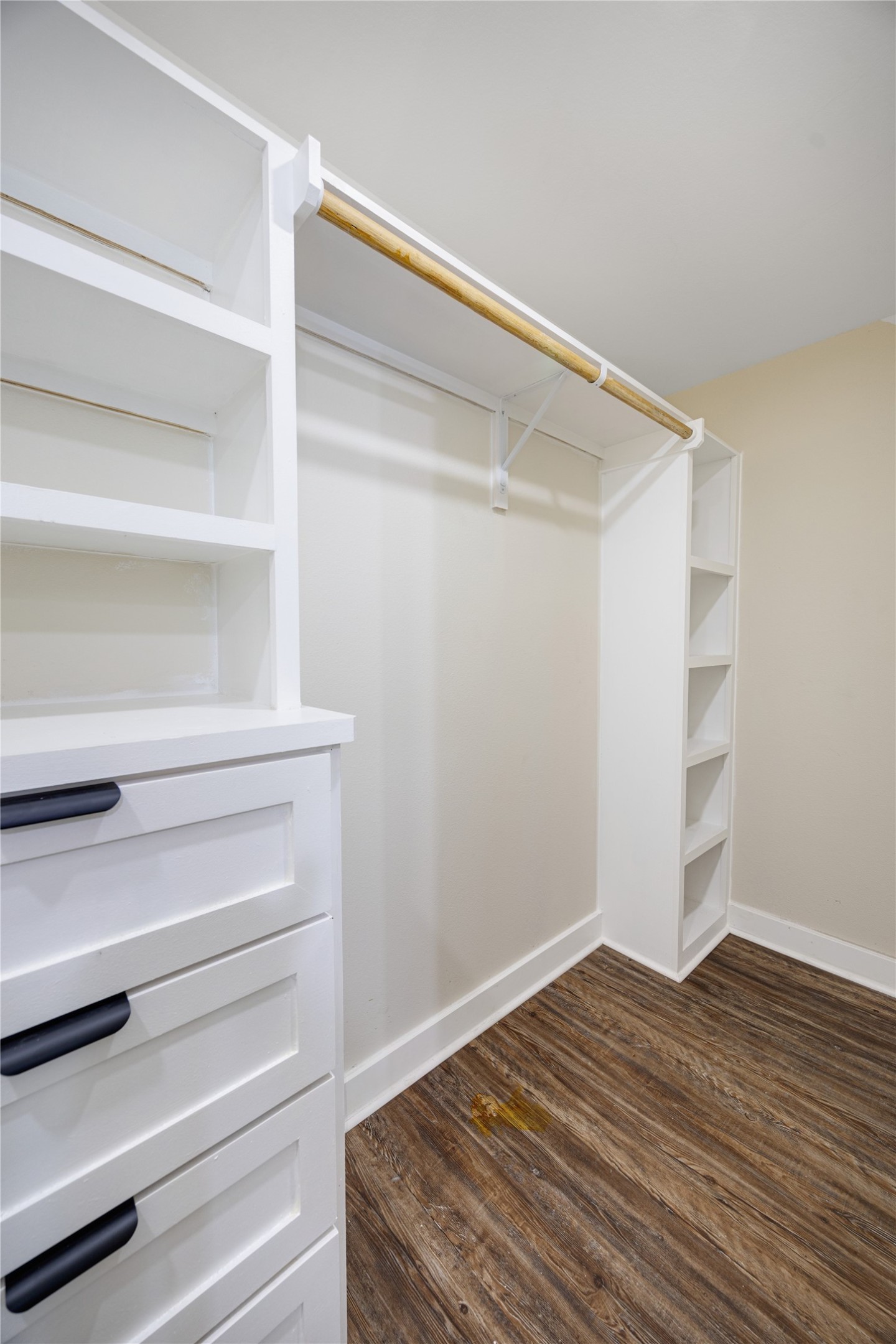 10930 Exeter Street B Property Photo 28