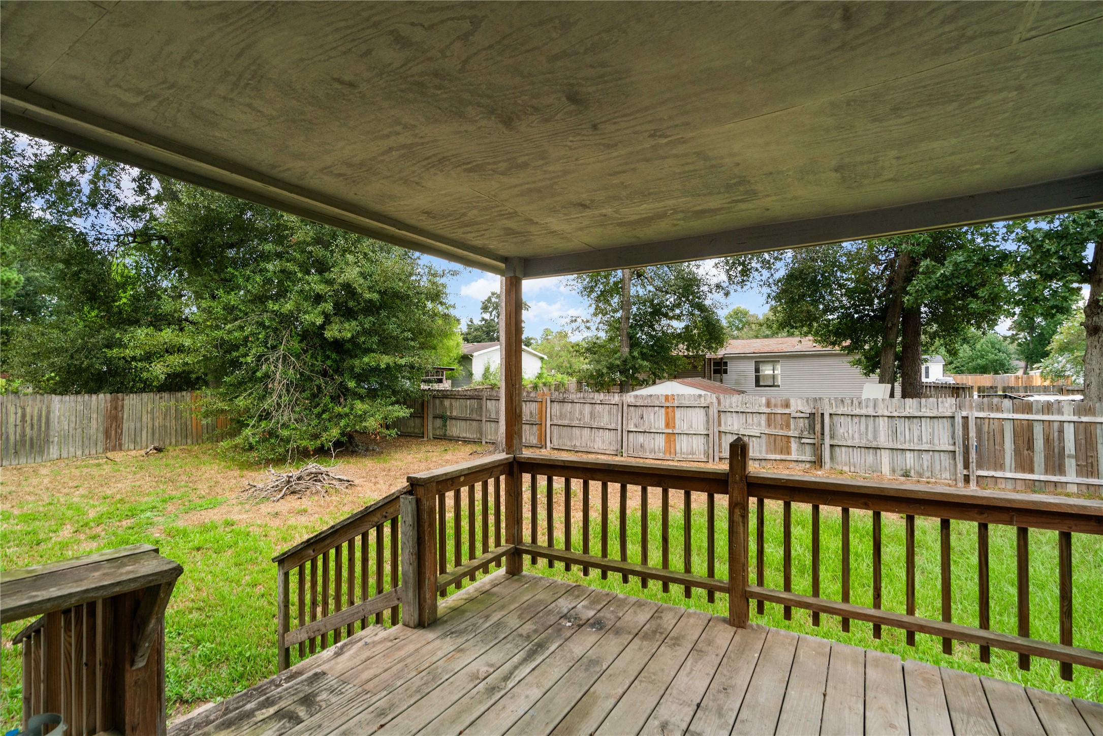 191 Aquarius Road Property Photo 4
