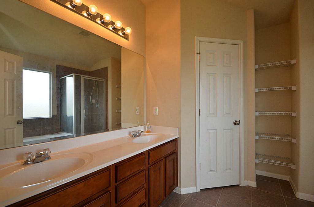 2502 Quiet Sage Lane Property Photo 27
