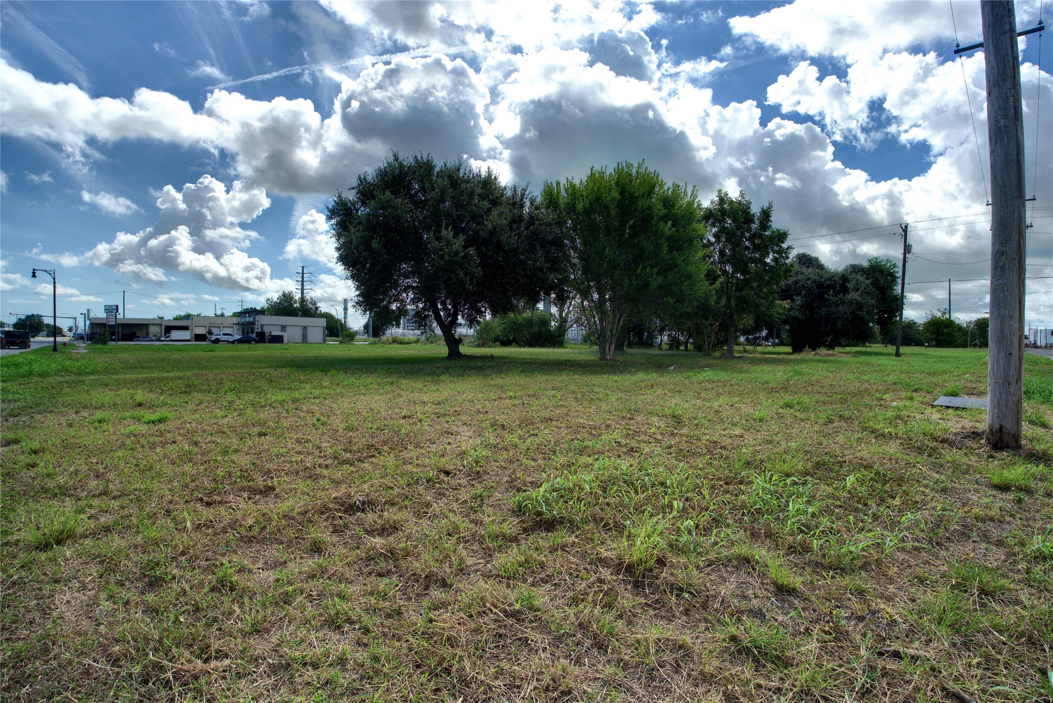 631 Texas Avenue Property Photo 5