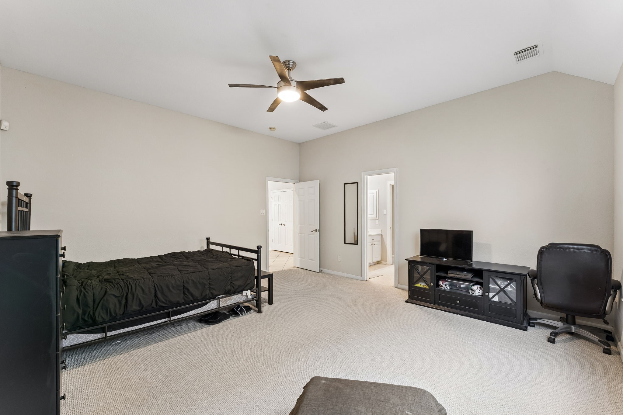13050 Forester Canyon Lane Property Photo 22