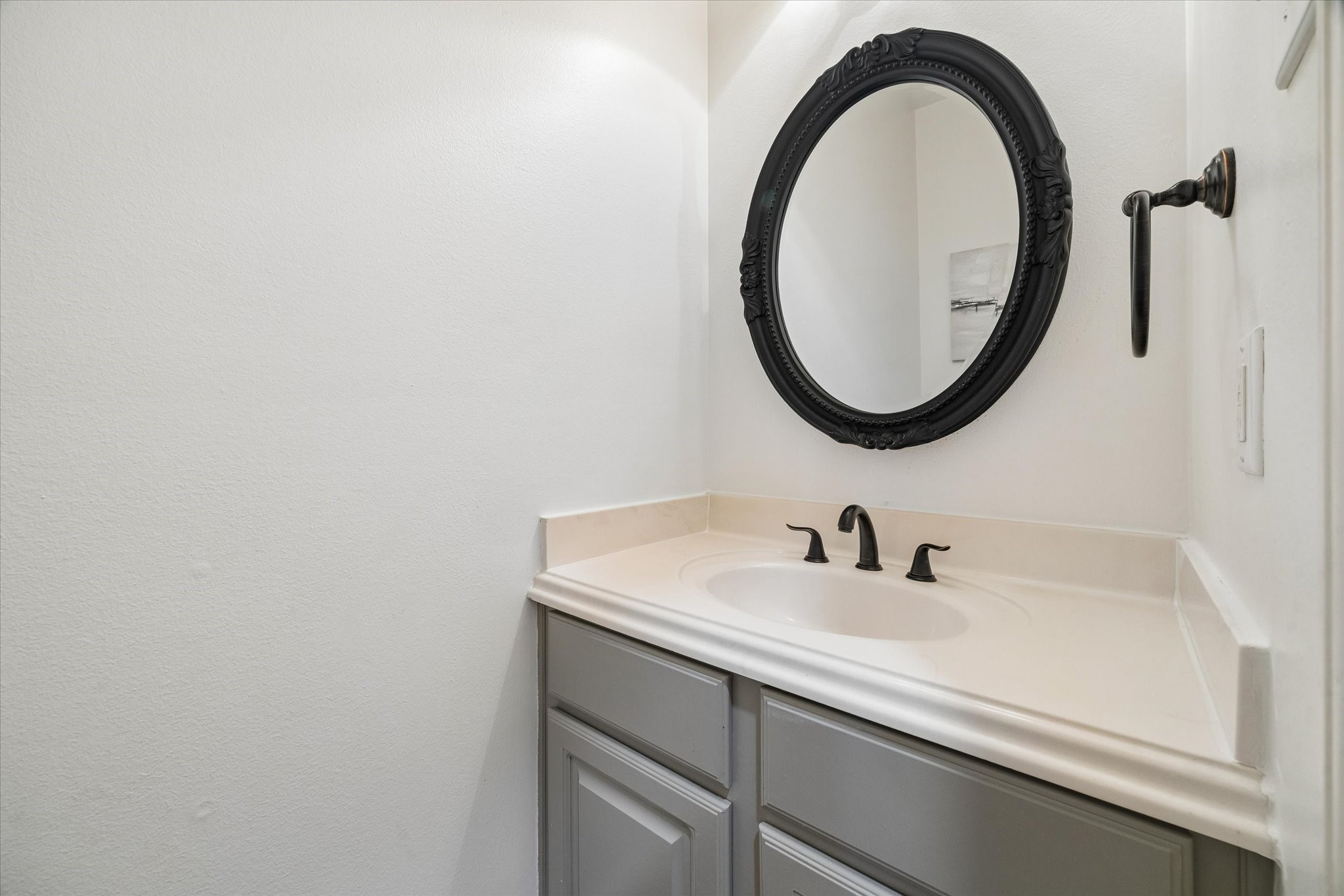 1507 Kennebeck Place Property Photo 17