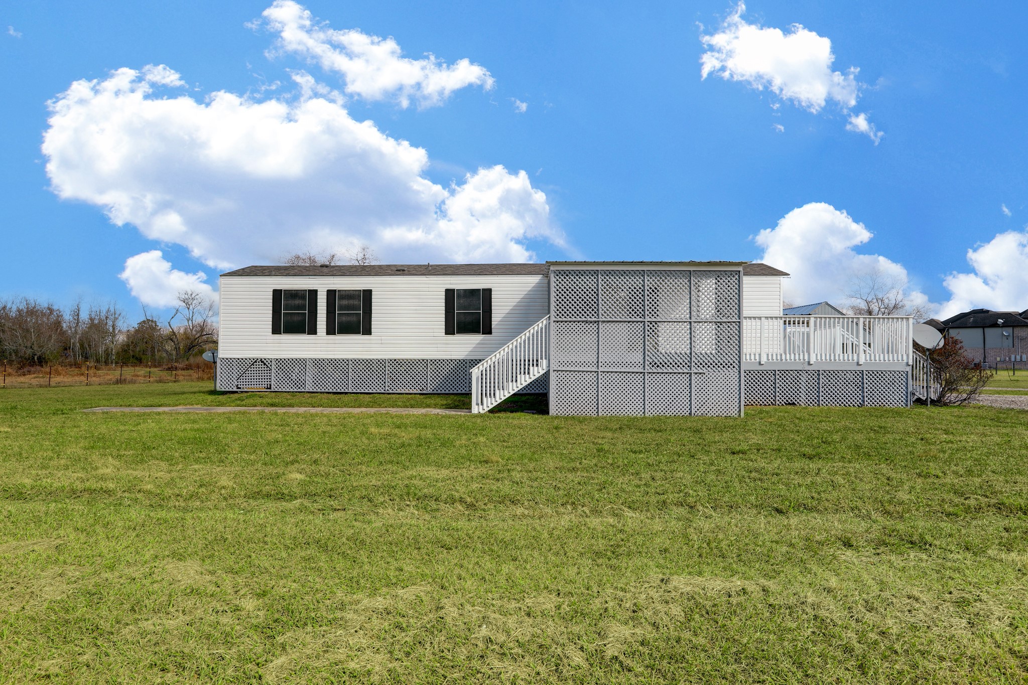 5806 S Highway 35 Property Photo 1
