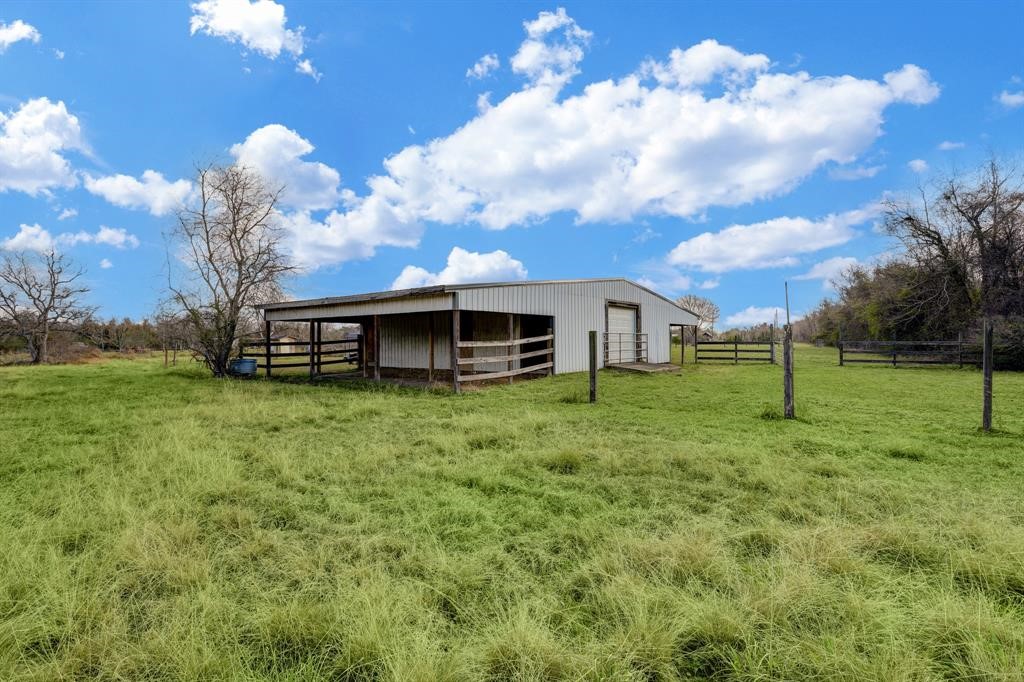 5806 S Highway 35 Property Photo 14