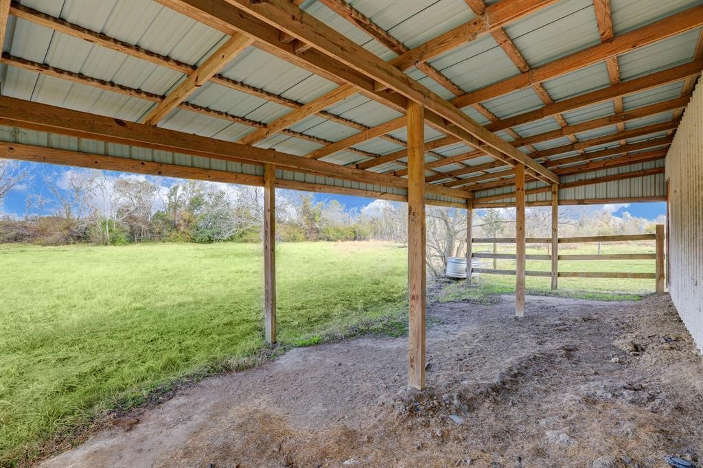 5806 S Highway 35 Property Photo 16
