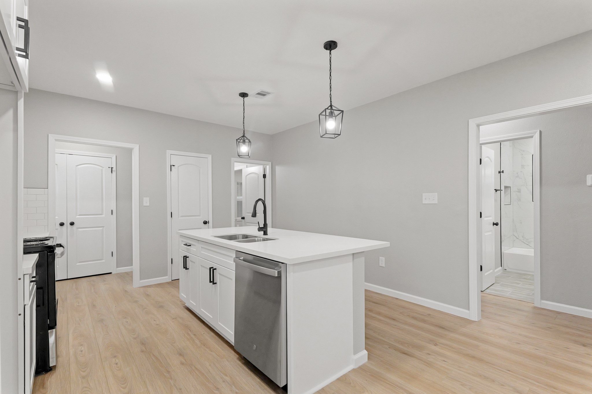 1006 9th Street Property Photo 6
