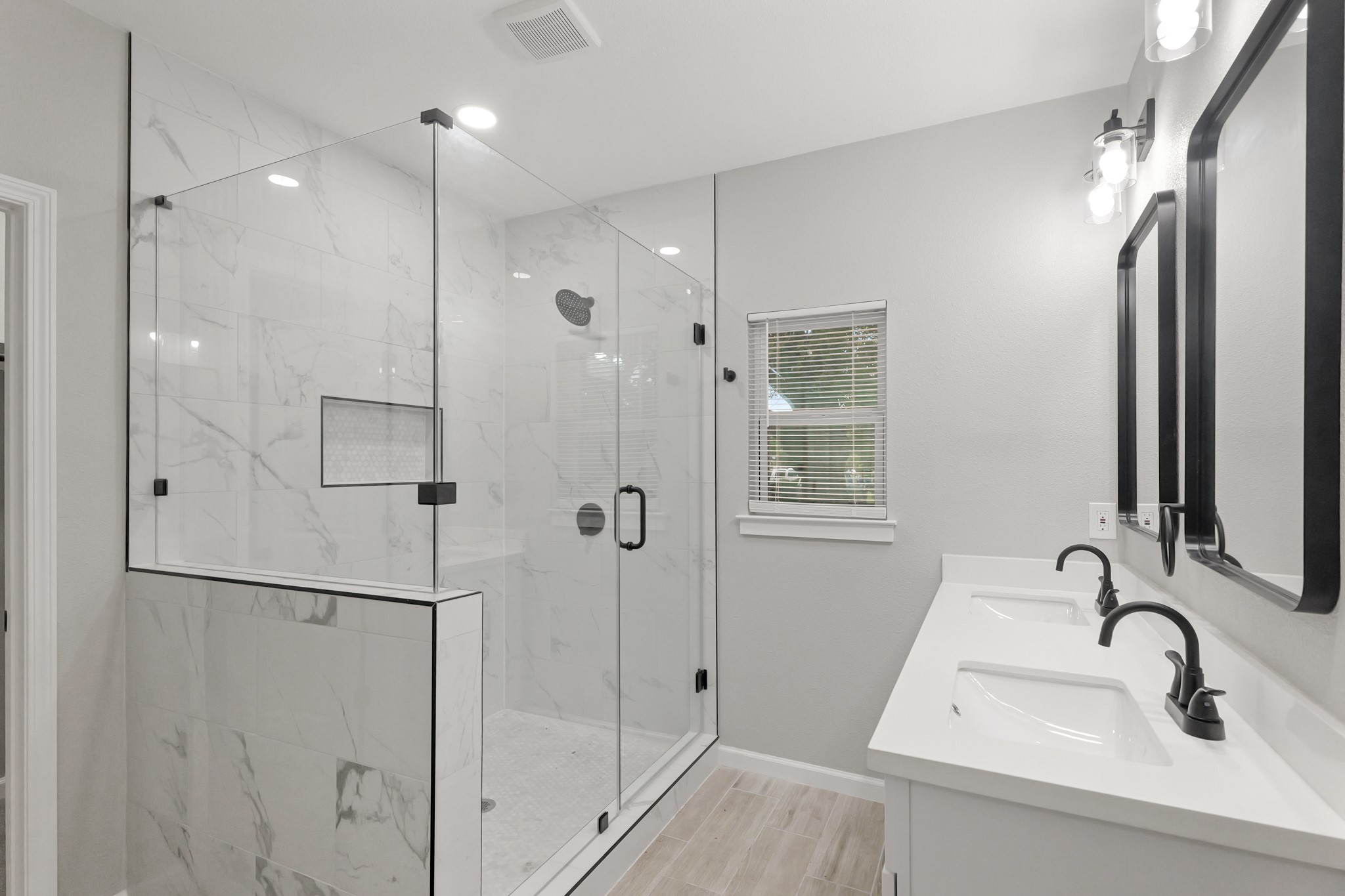 1006 9th Street Property Photo 9
