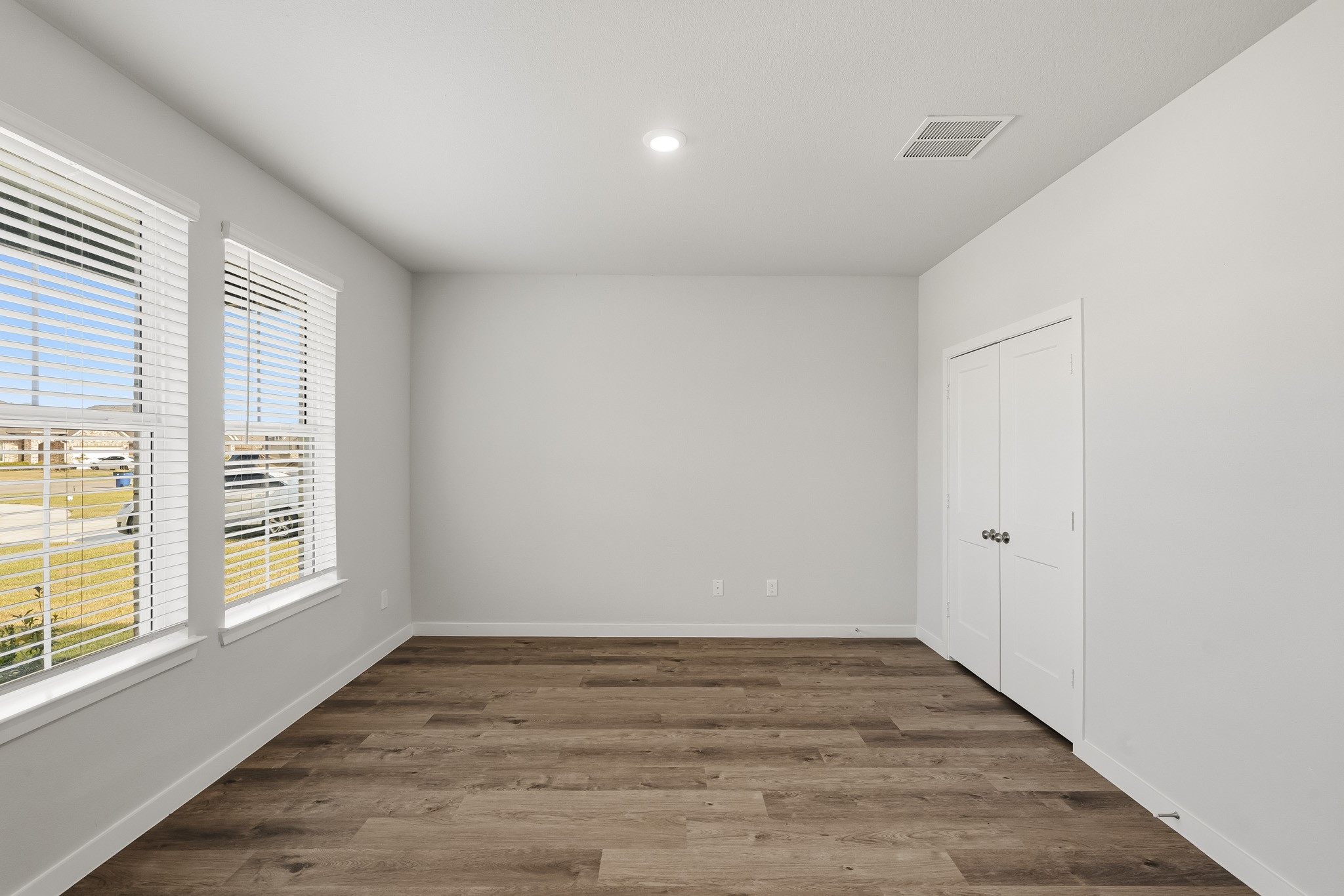 117 Bayou Bend Court Property Photo 4