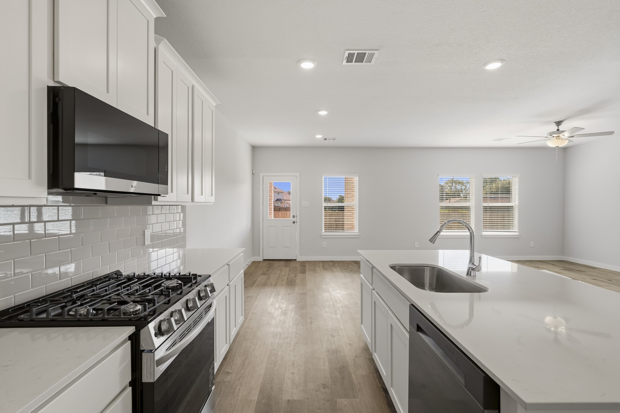 117 Bayou Bend Court Property Photo 8