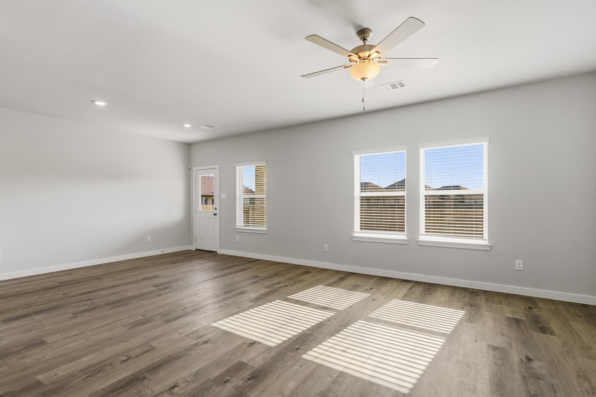 117 Bayou Bend Court Property Photo 14