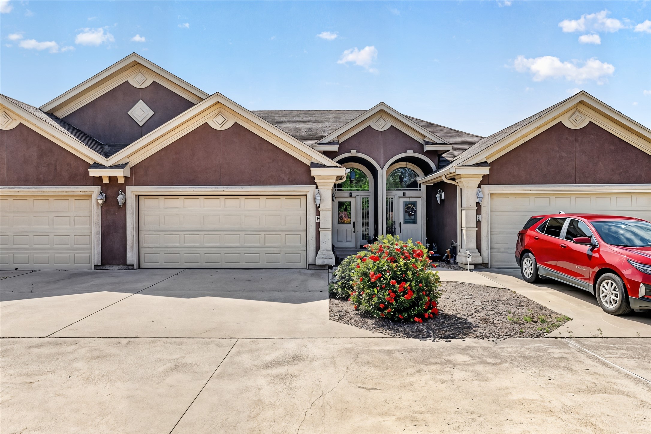 6934 Wooldridge Drive G Property Photo 1
