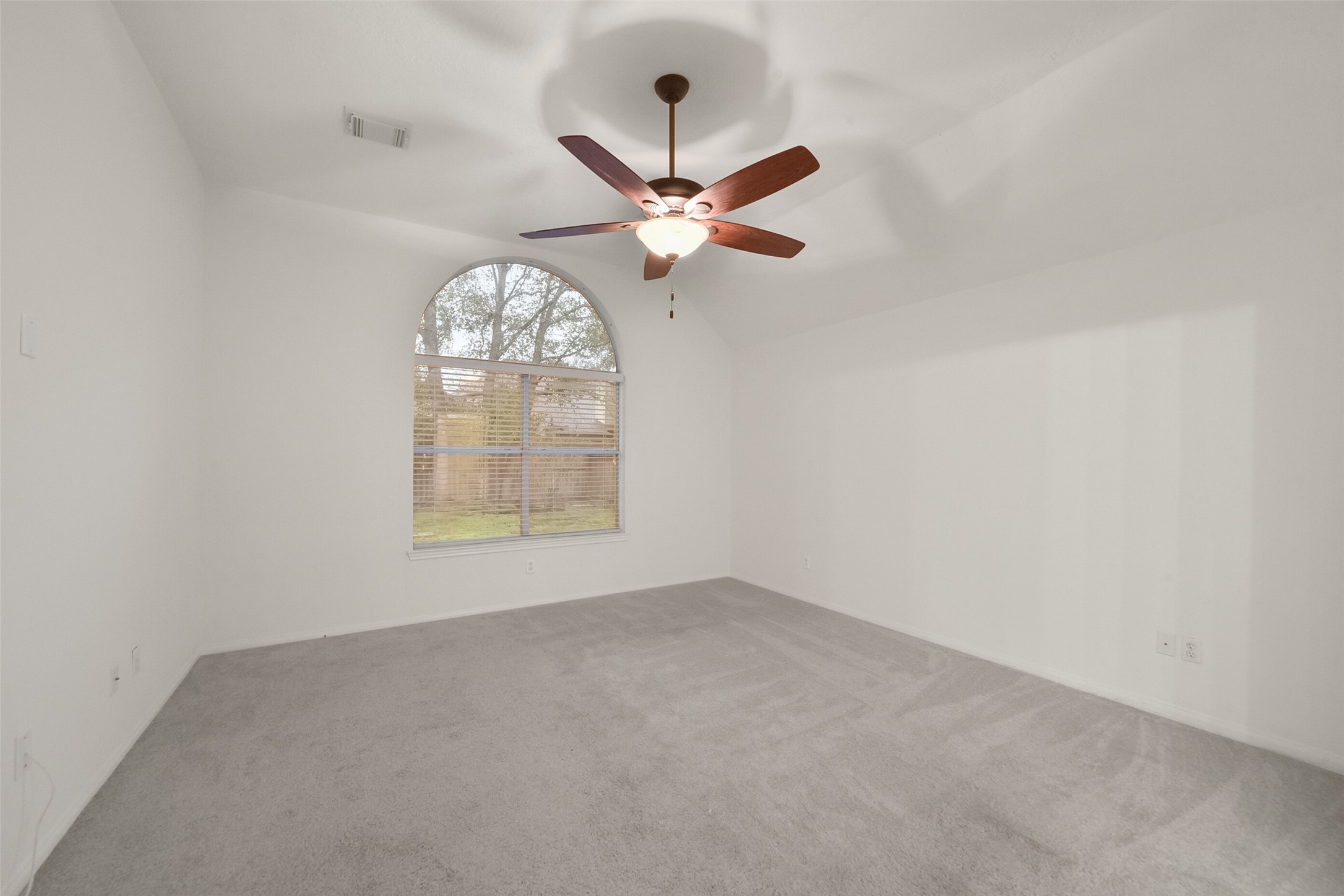 19215 Sarah Ann Court Property Photo 13