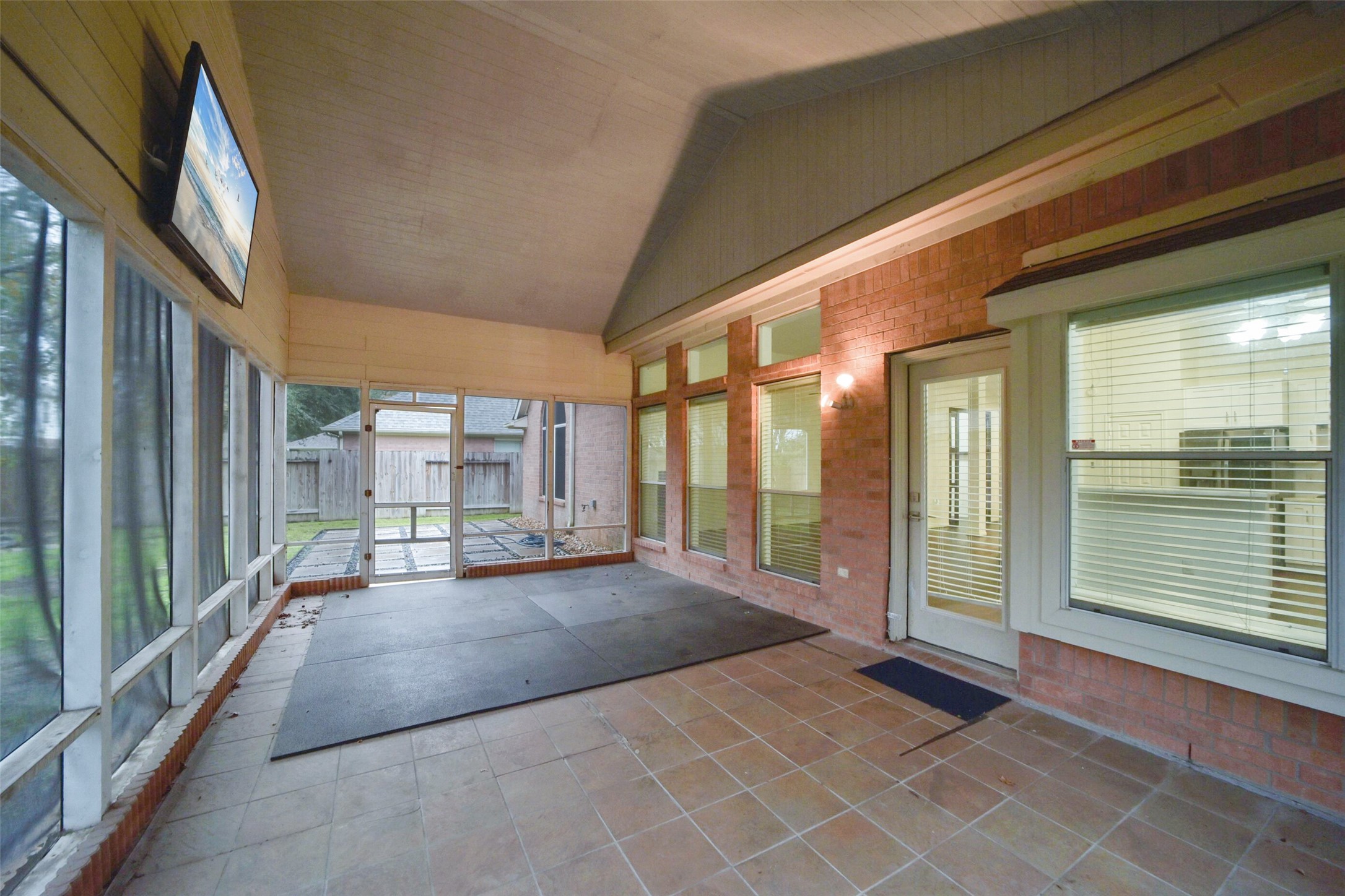 19215 Sarah Ann Court Property Photo 25