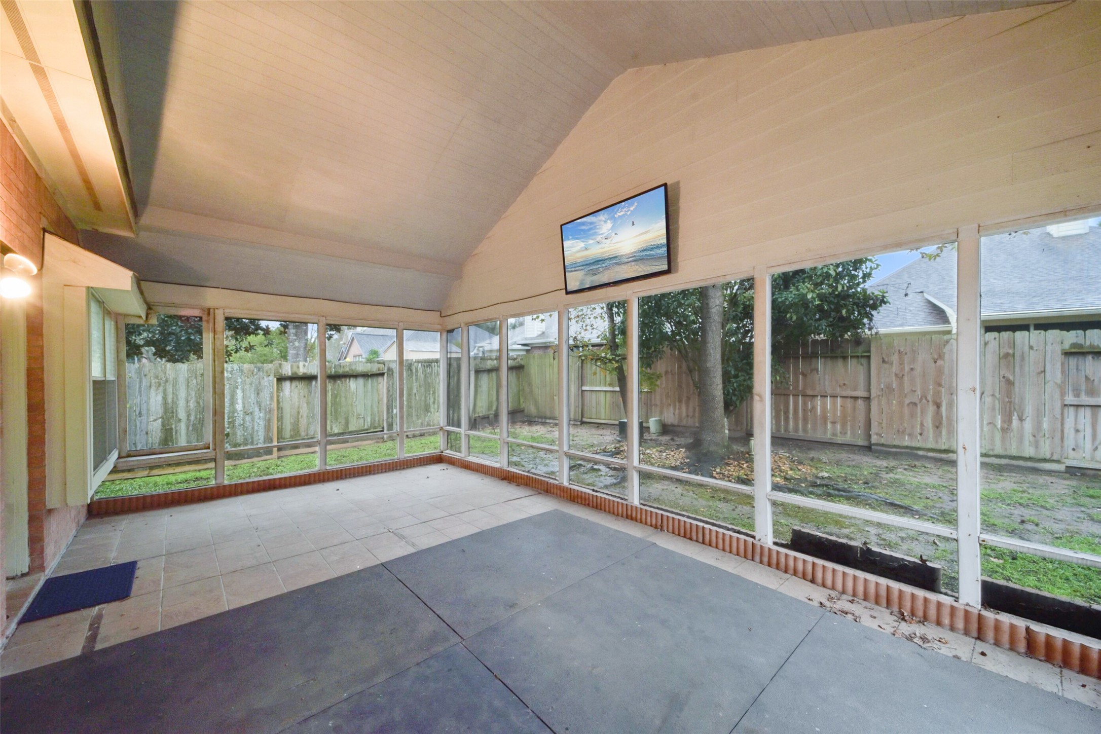 19215 Sarah Ann Court Property Photo 27