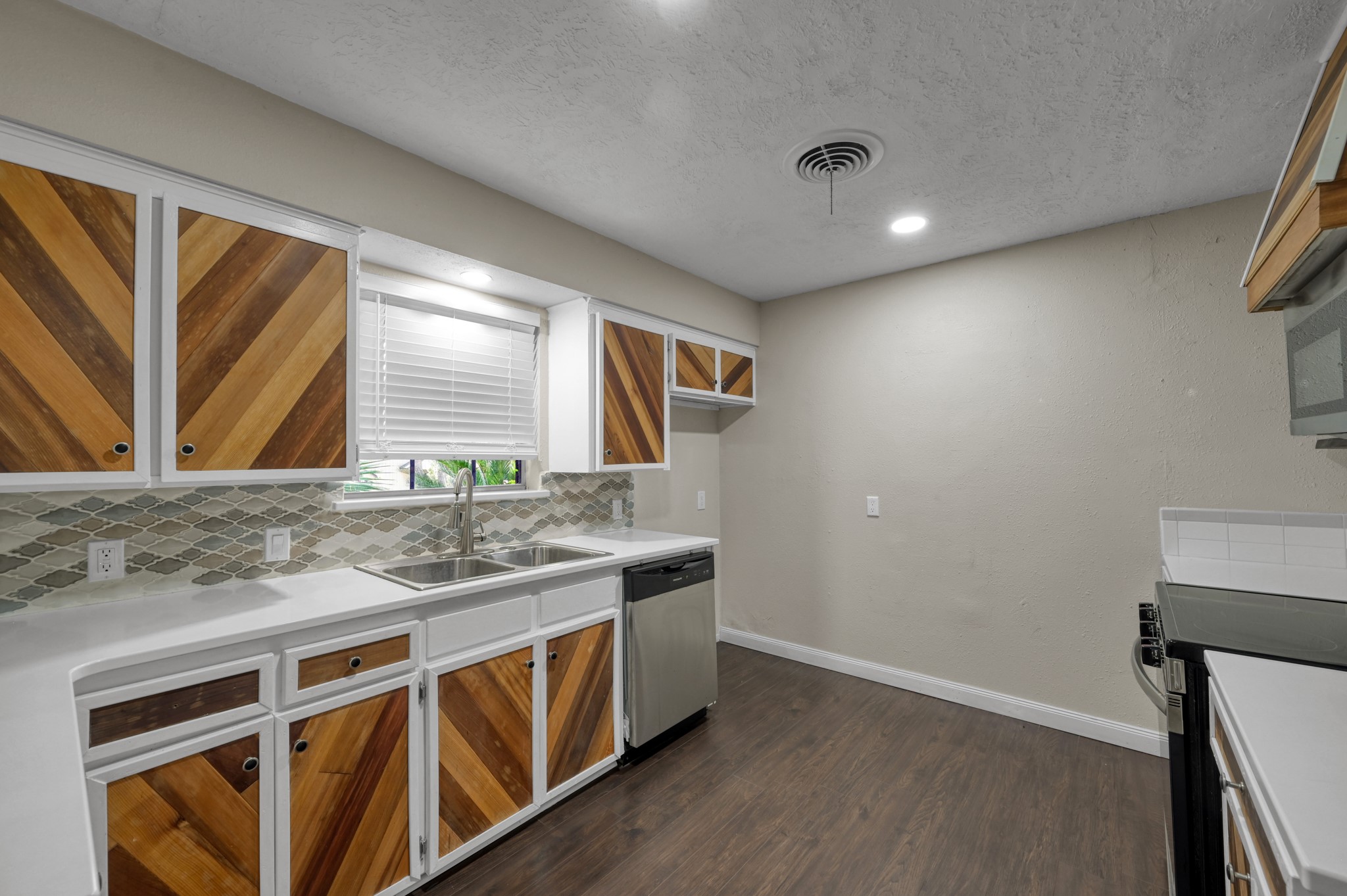13544 Northshore Loop Property Photo 14