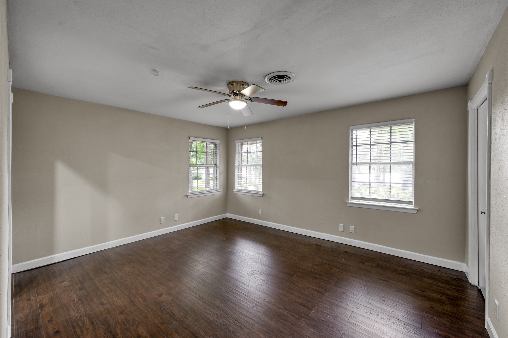 13544 Northshore Loop Property Photo 22