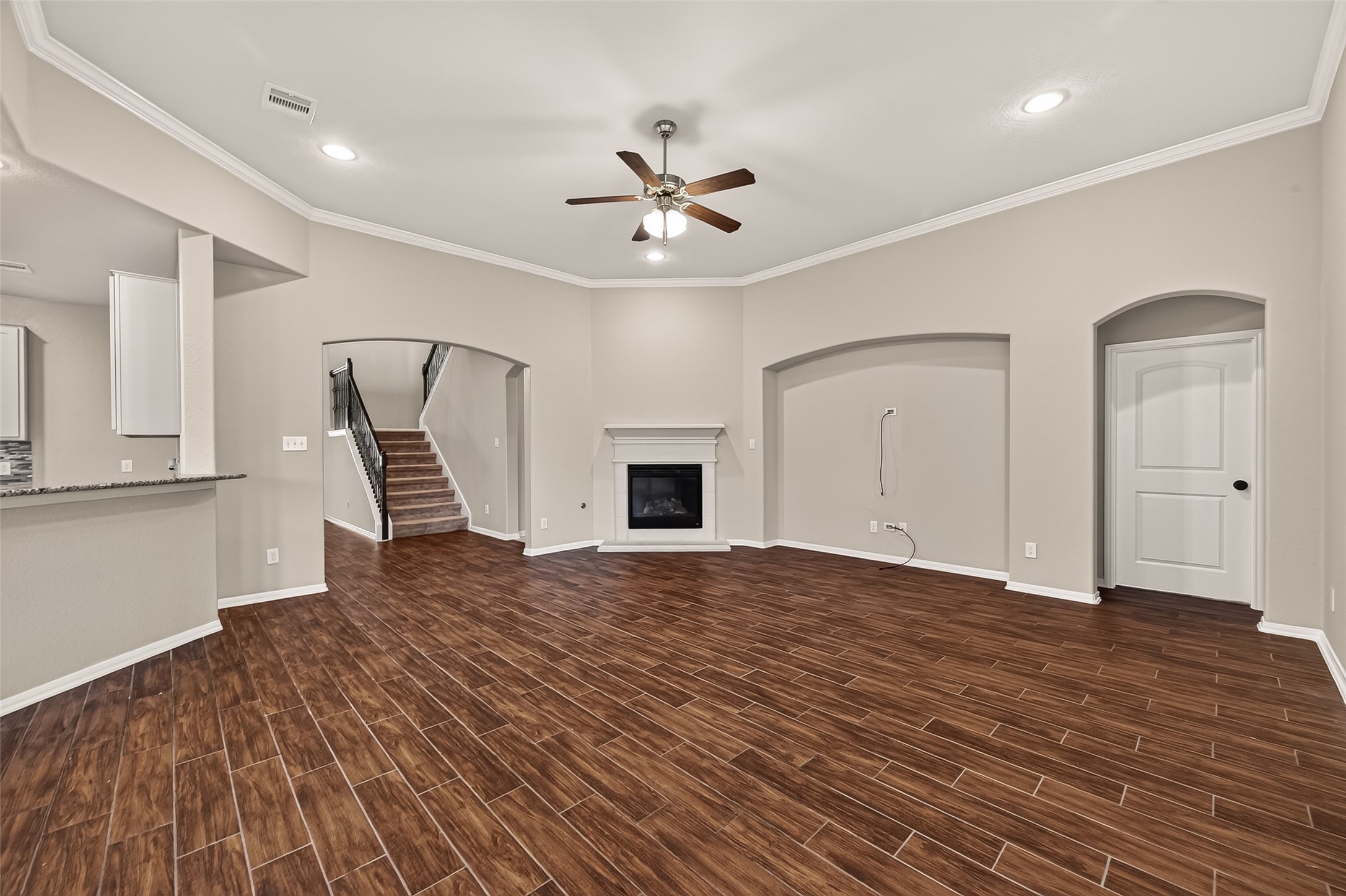 4411 Buentello Drive Property Photo 8