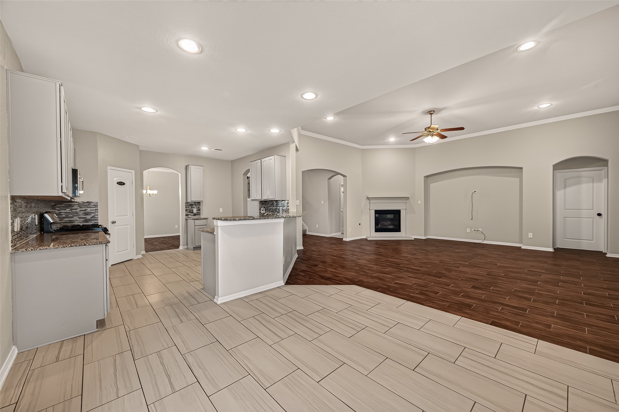 4411 Buentello Drive Property Photo 10