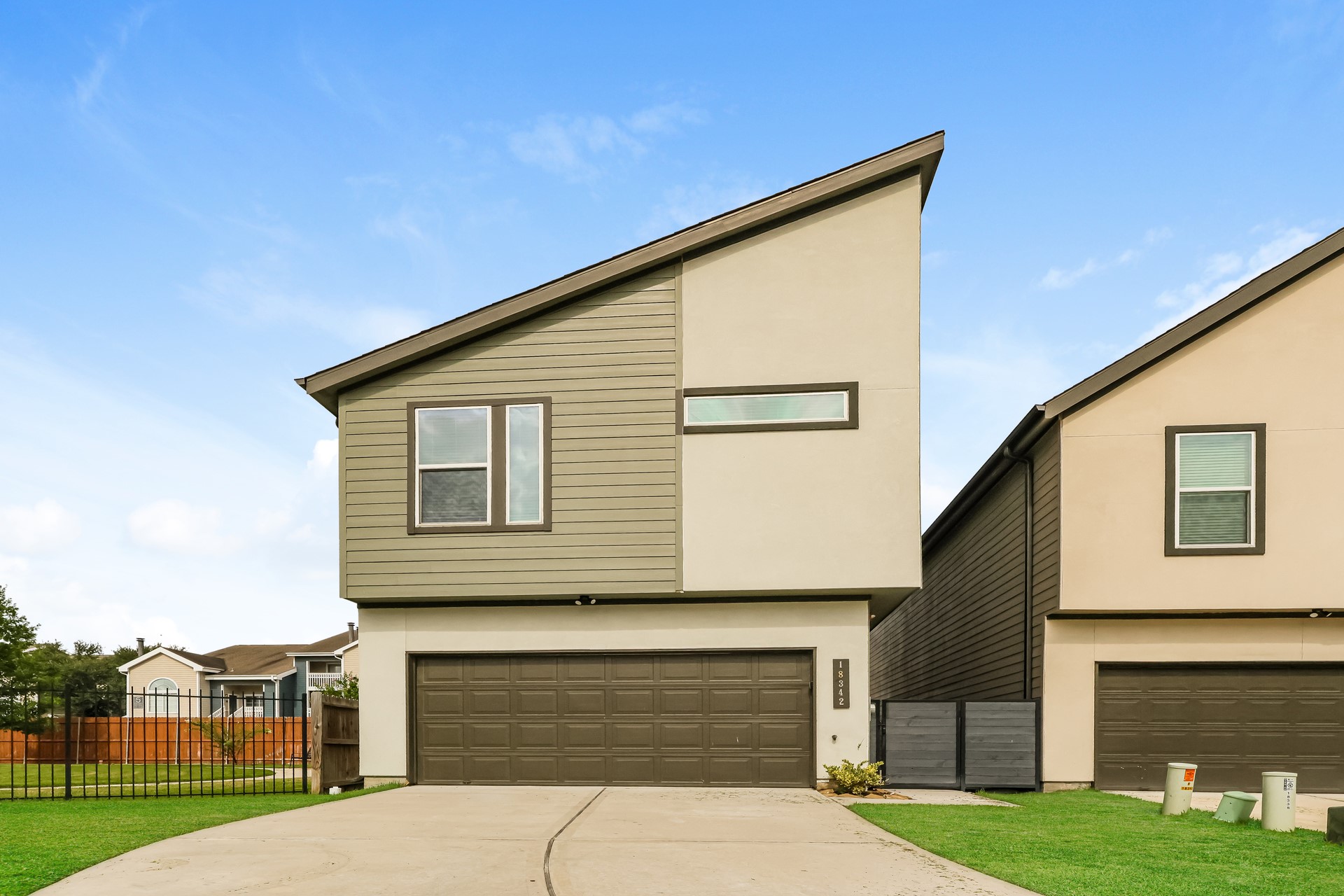 18342 W Centro Circle Property Photo 1