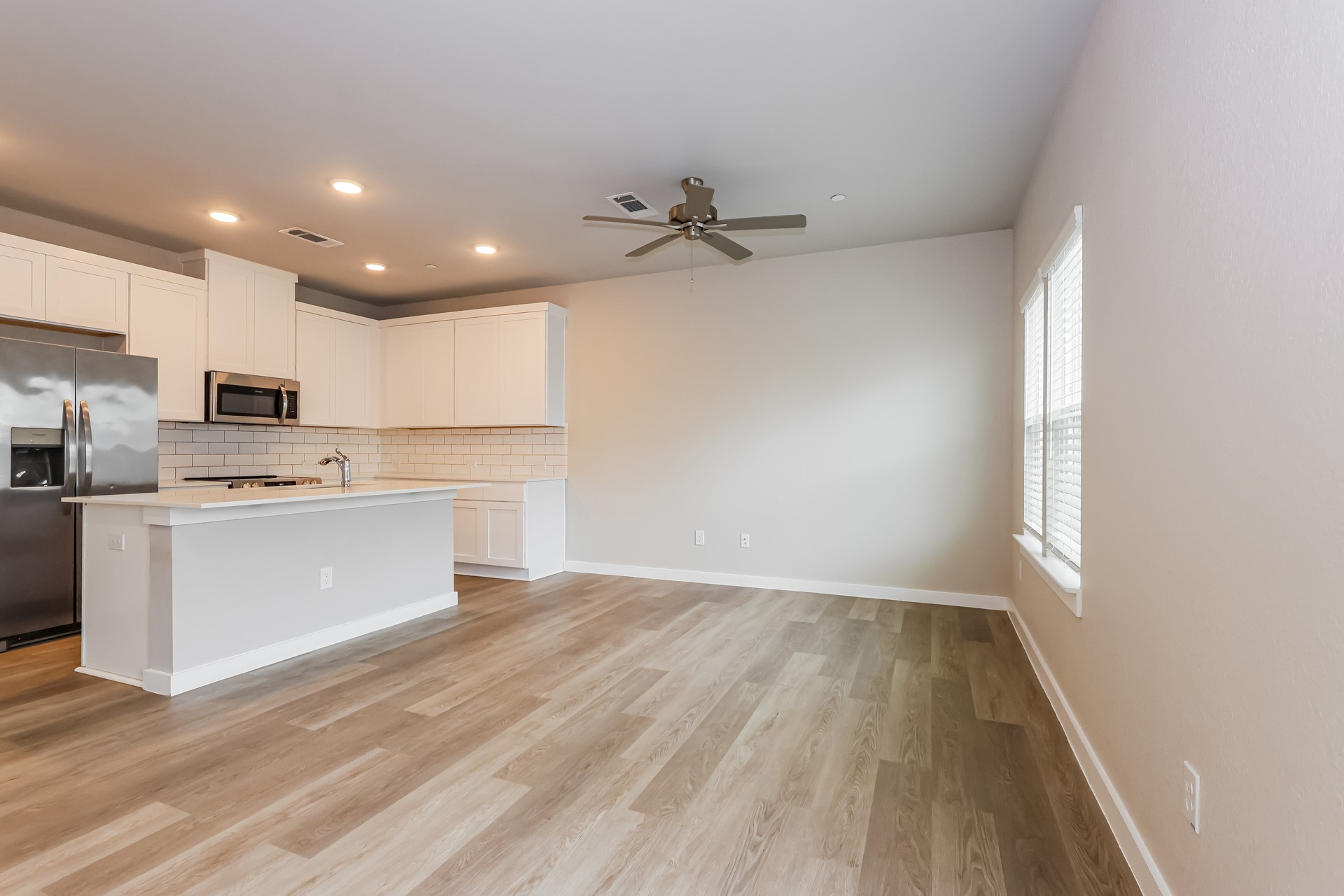 18342 W Centro Circle Property Photo 5