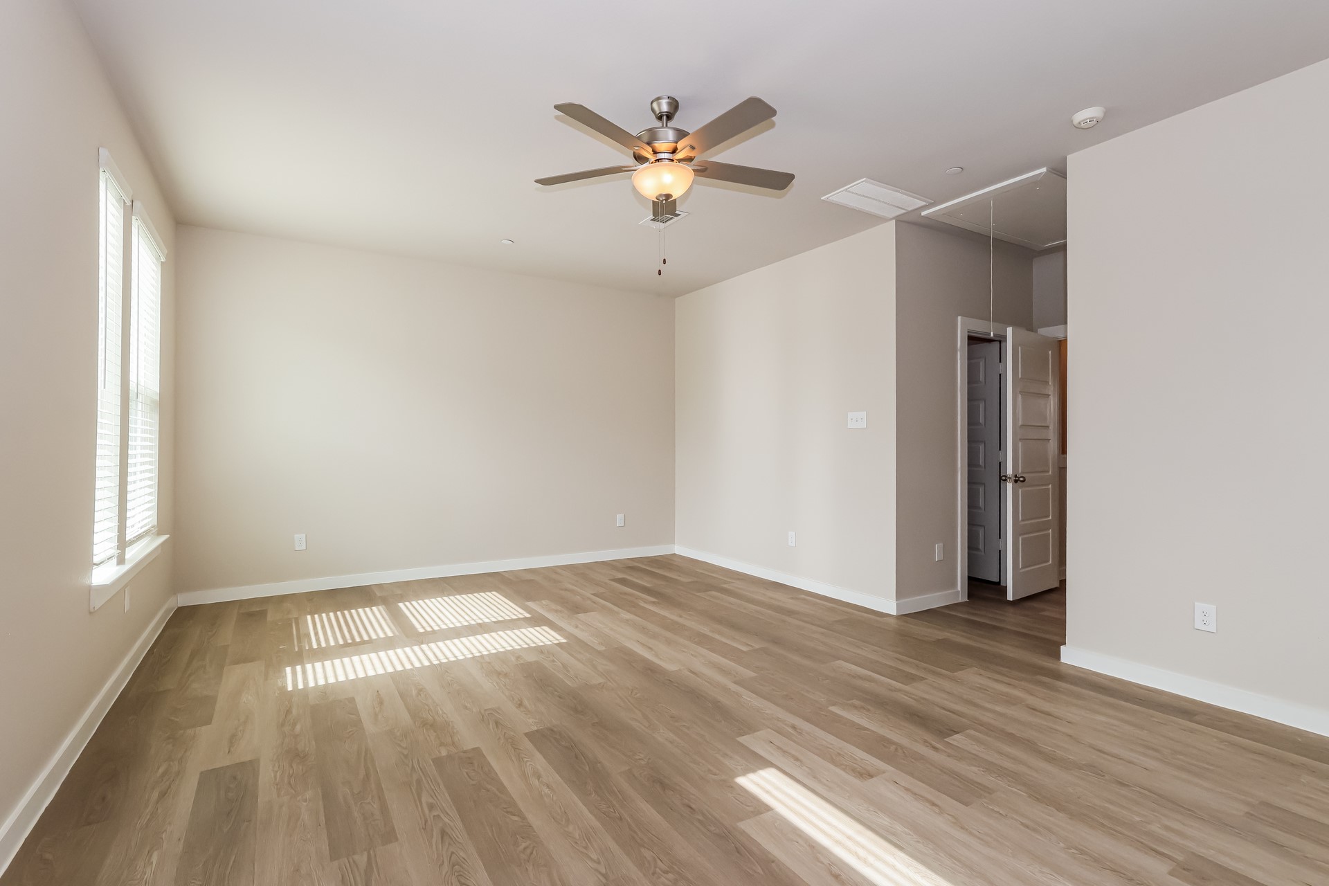 18342 W Centro Circle Property Photo 11