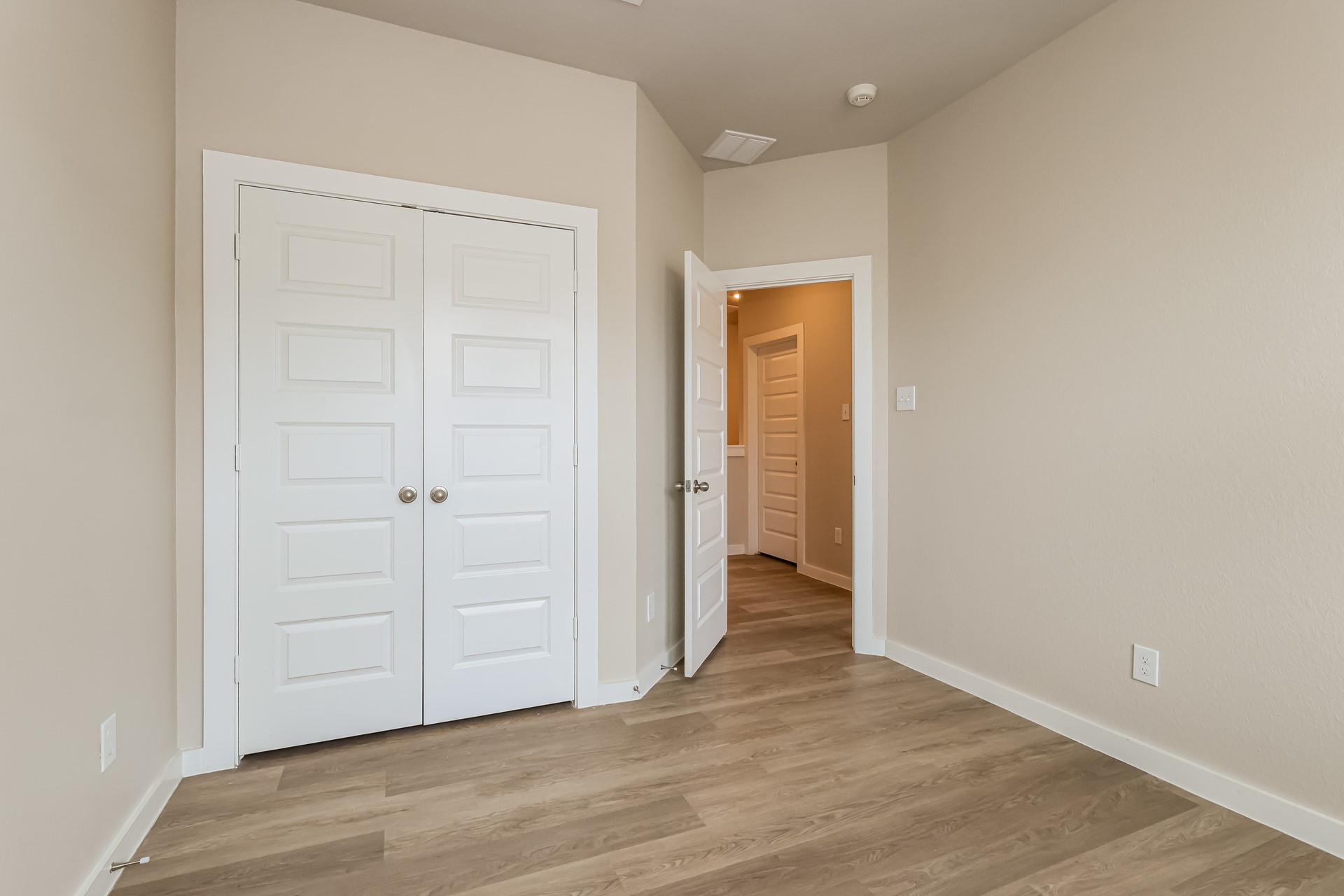 18342 W Centro Circle Property Photo 15