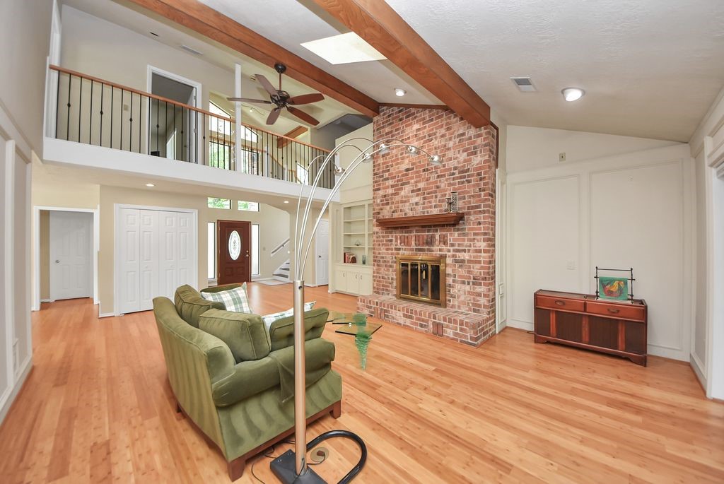 23 Indian Clover Drive Property Photo 4
