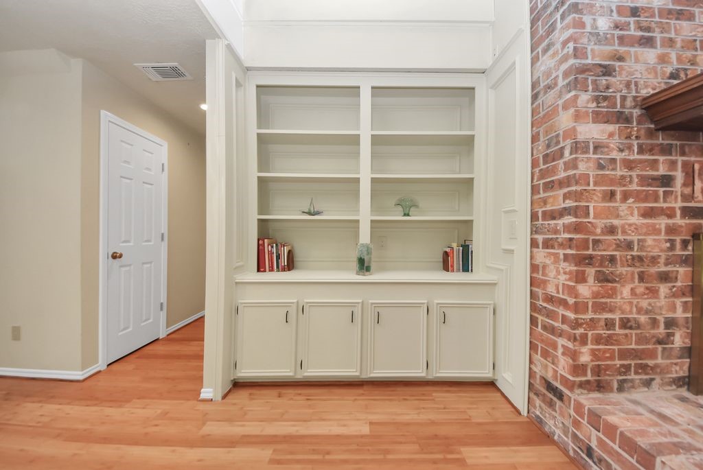 23 Indian Clover Drive Property Photo 6