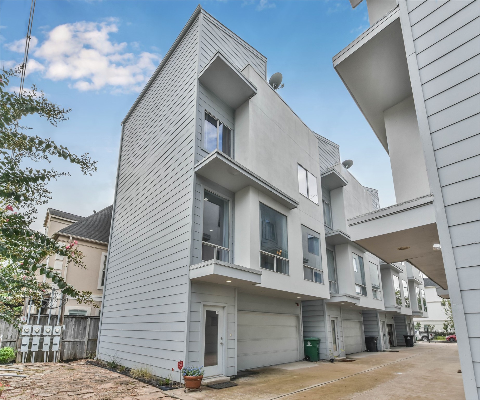 5710 Winsome Lane 8 Property Photo 1