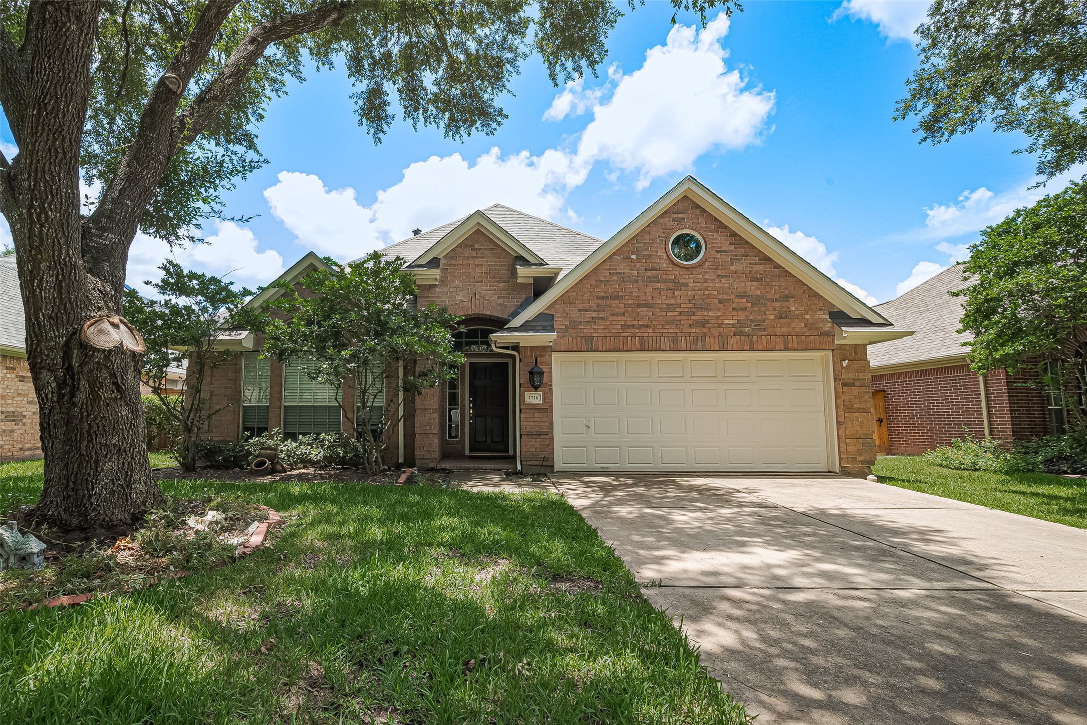 1716 Marden Lane
