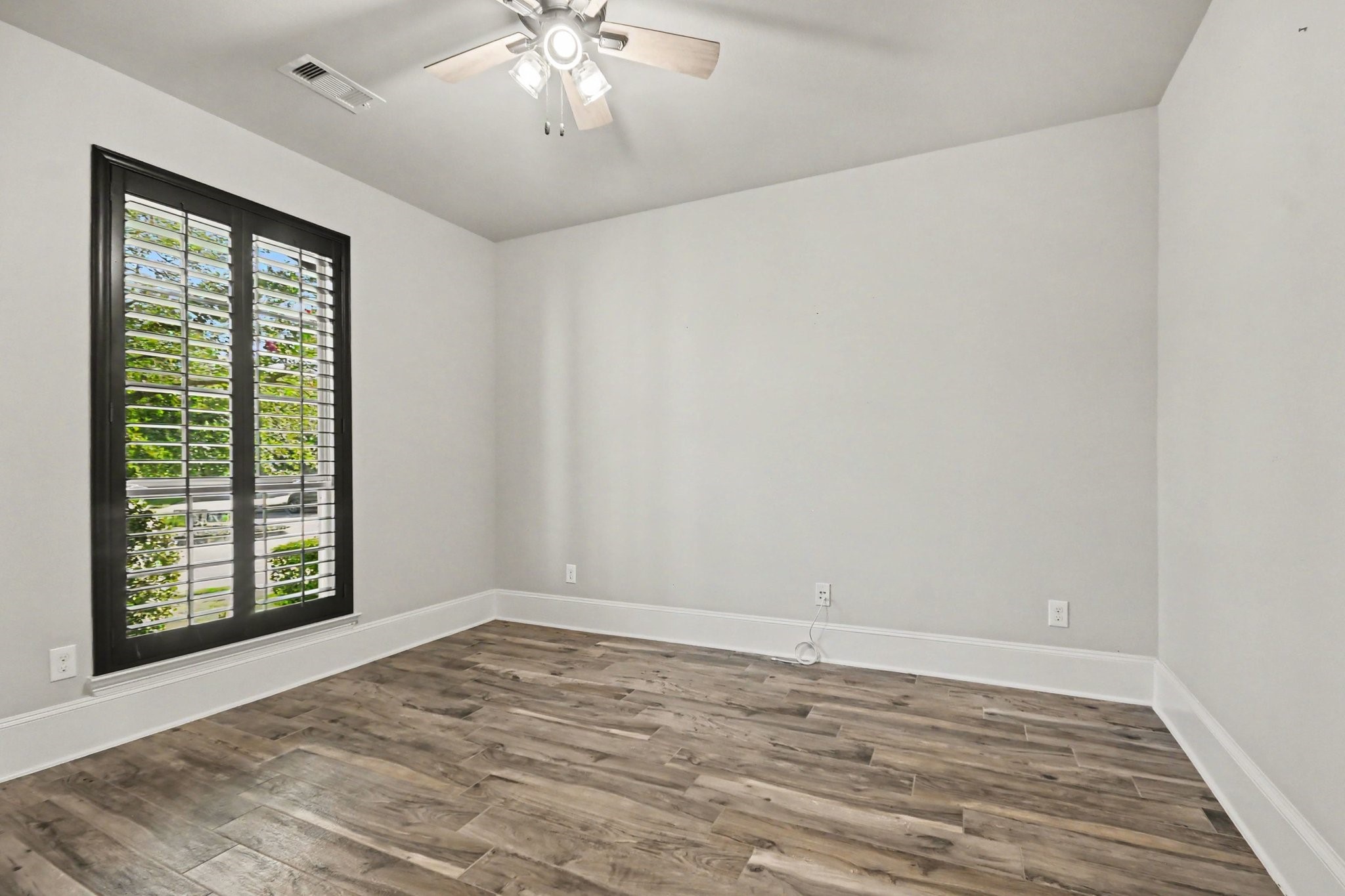 9711 Iberia Way Property Photo 15